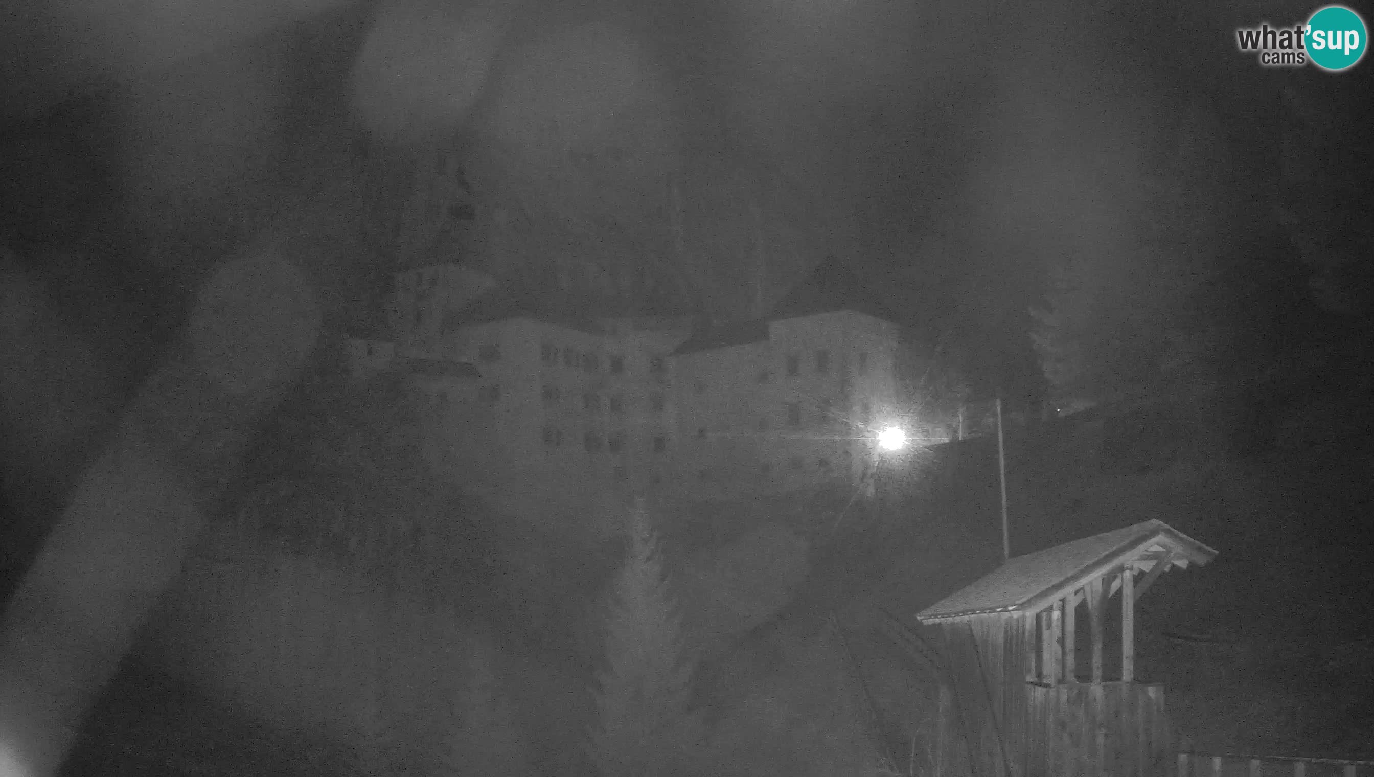 Live Webcam Grad Predjama – Château de Predjama – Postojna – Slovénie