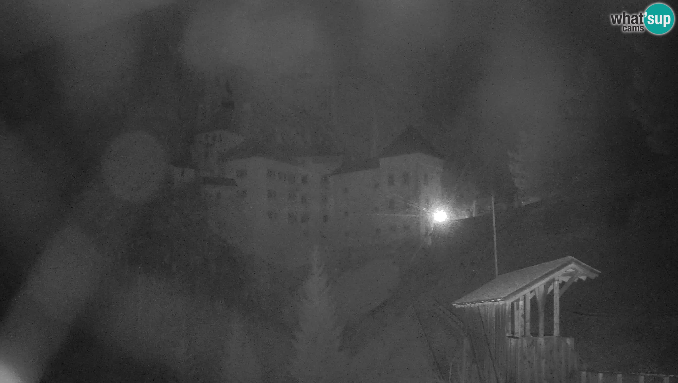 Web kamera Predjamski dvorac – Postojna – Slovenija