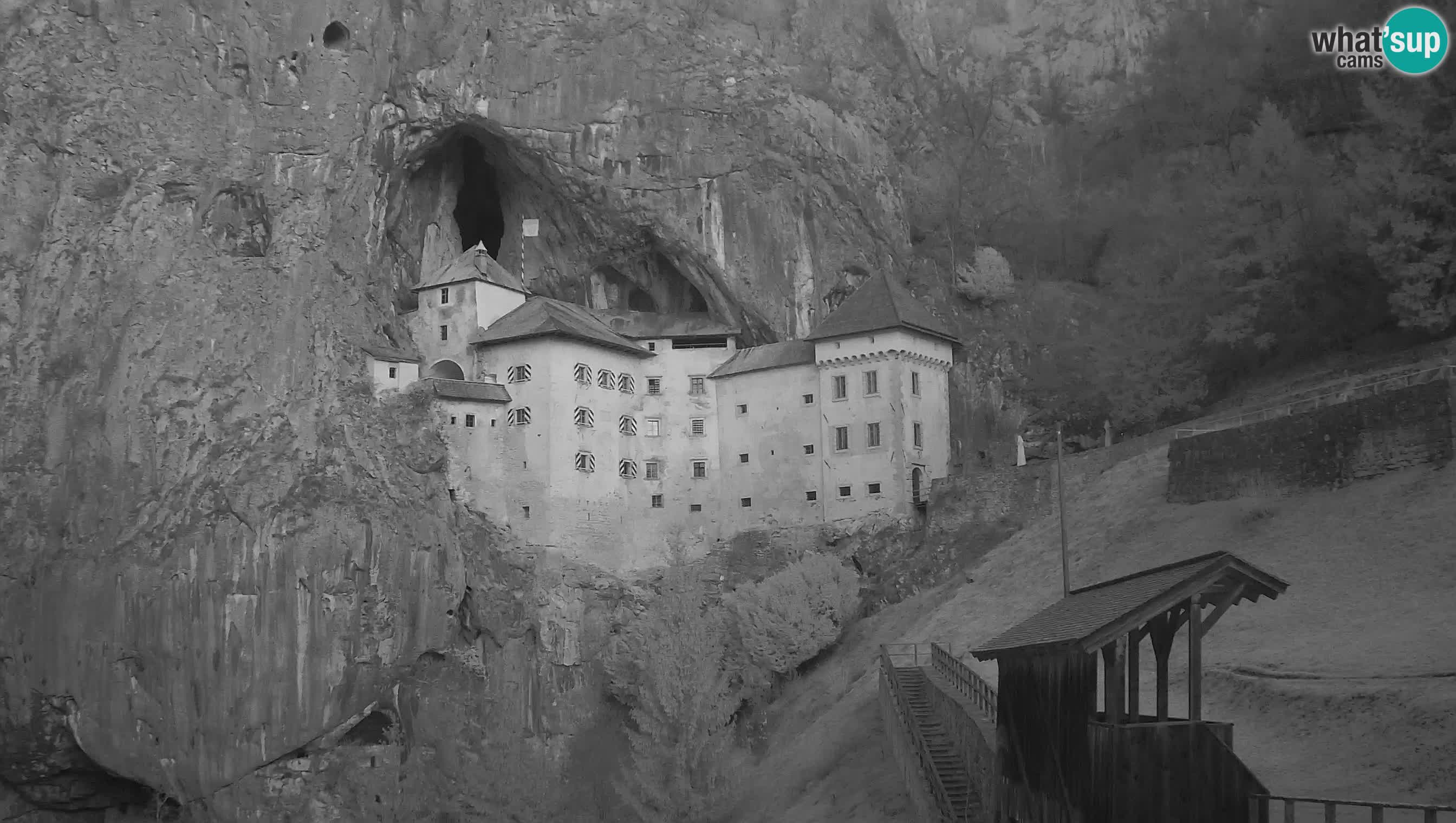 Live Webcam Castello di Predjama – Postumia – Slovenia