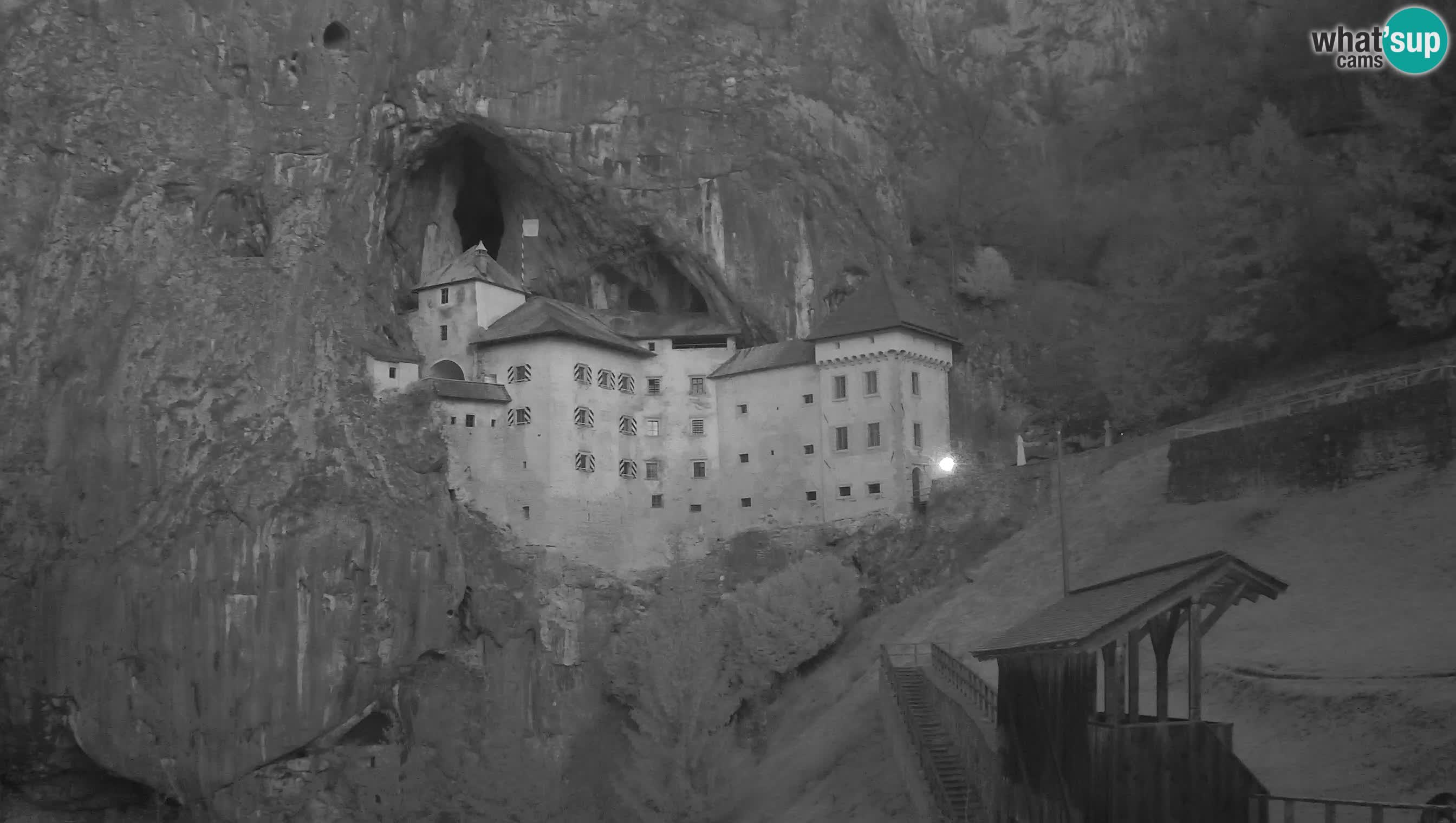 Live Webcam Castello di Predjama – Postumia – Slovenia