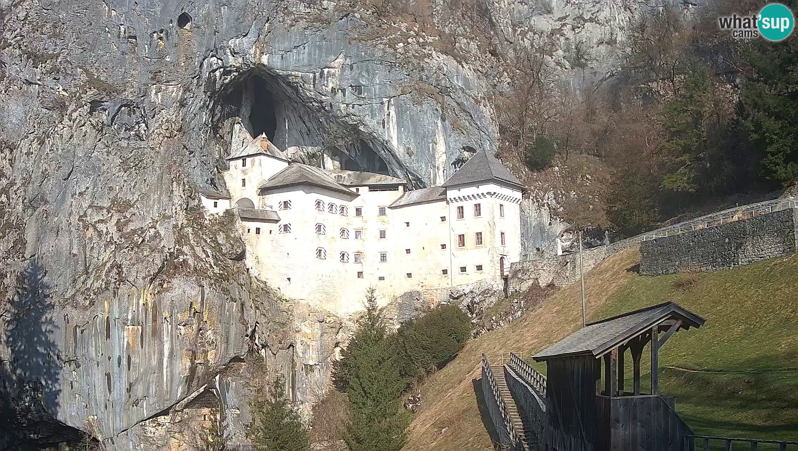 Live Webcam Castello di Predjama – Postumia – Slovenia