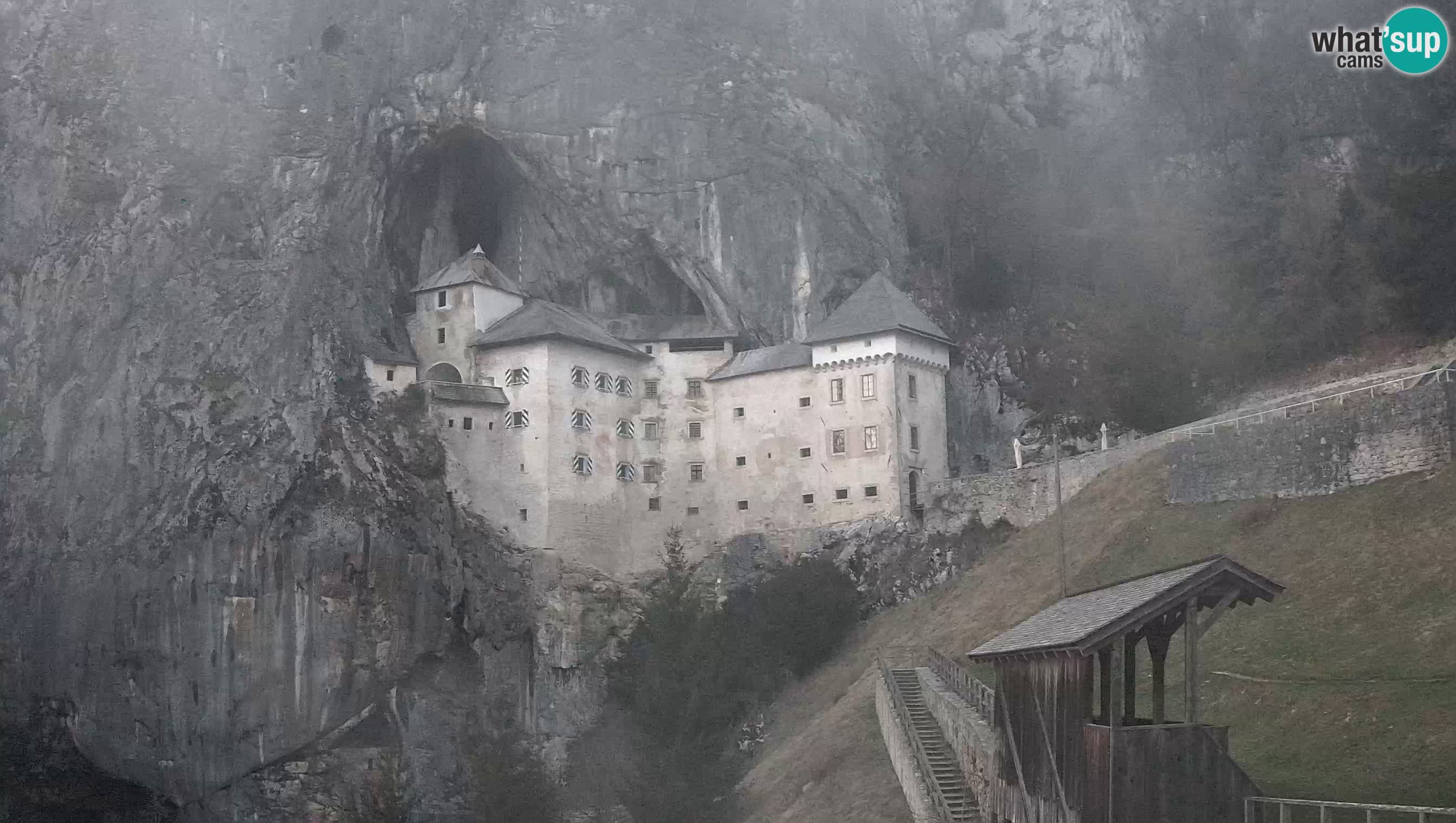 Live Webcam Castello di Predjama – Postumia – Slovenia