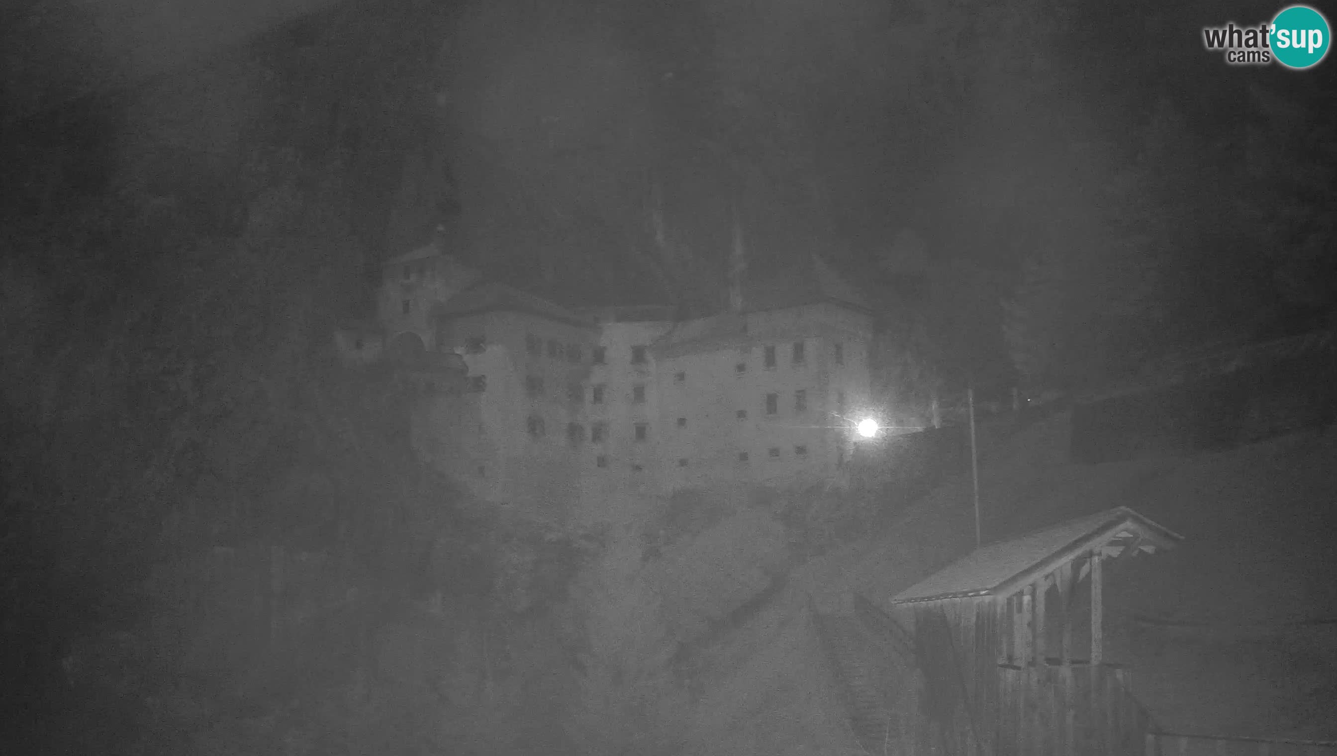 Live Webcam Höhlenburg Predjama – Postojna – Slowenien