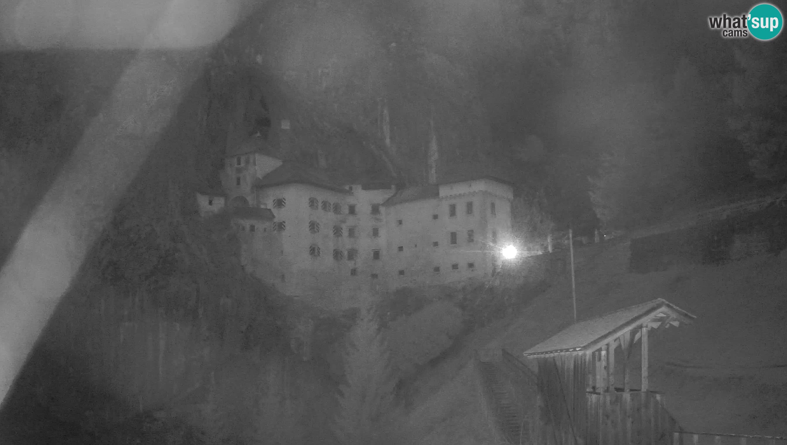 Web kamera Predjamski dvorac – Postojna – Slovenija
