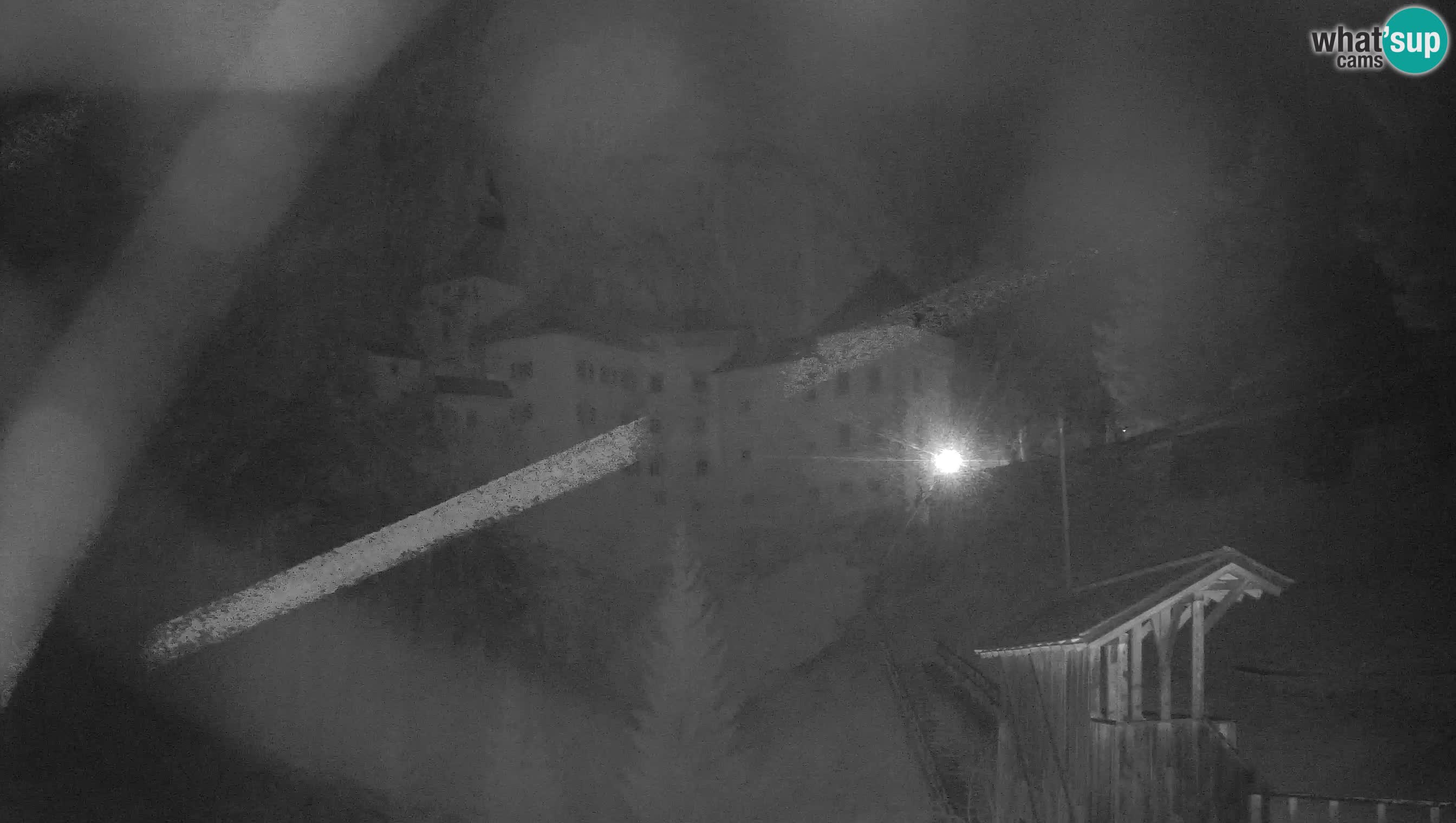 Live Webcam Grad Predjama – Château de Predjama – Postojna – Slovénie