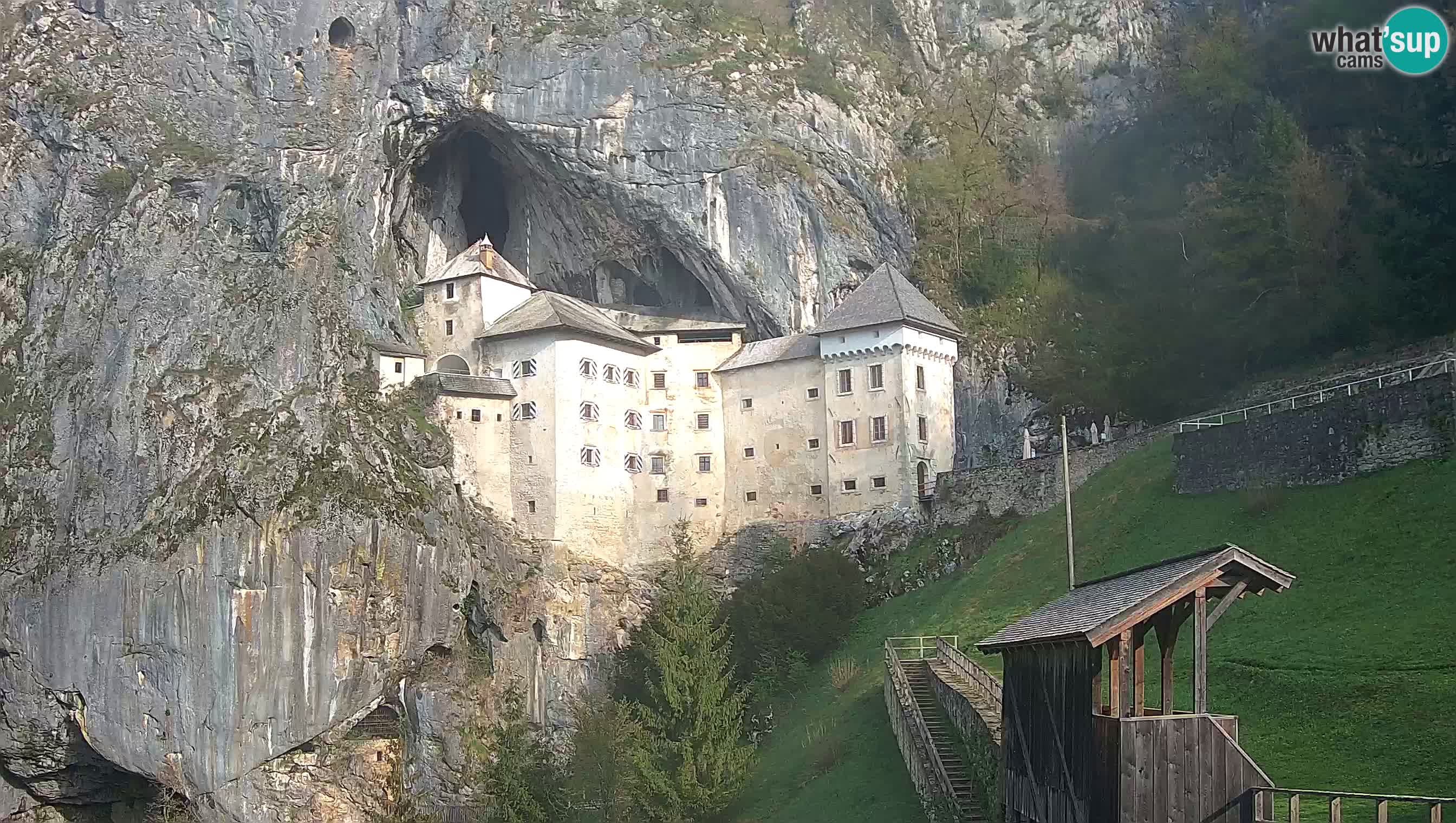 Live Webcam Predjamski grad – Predjama Castle – Postojna – Slovenia