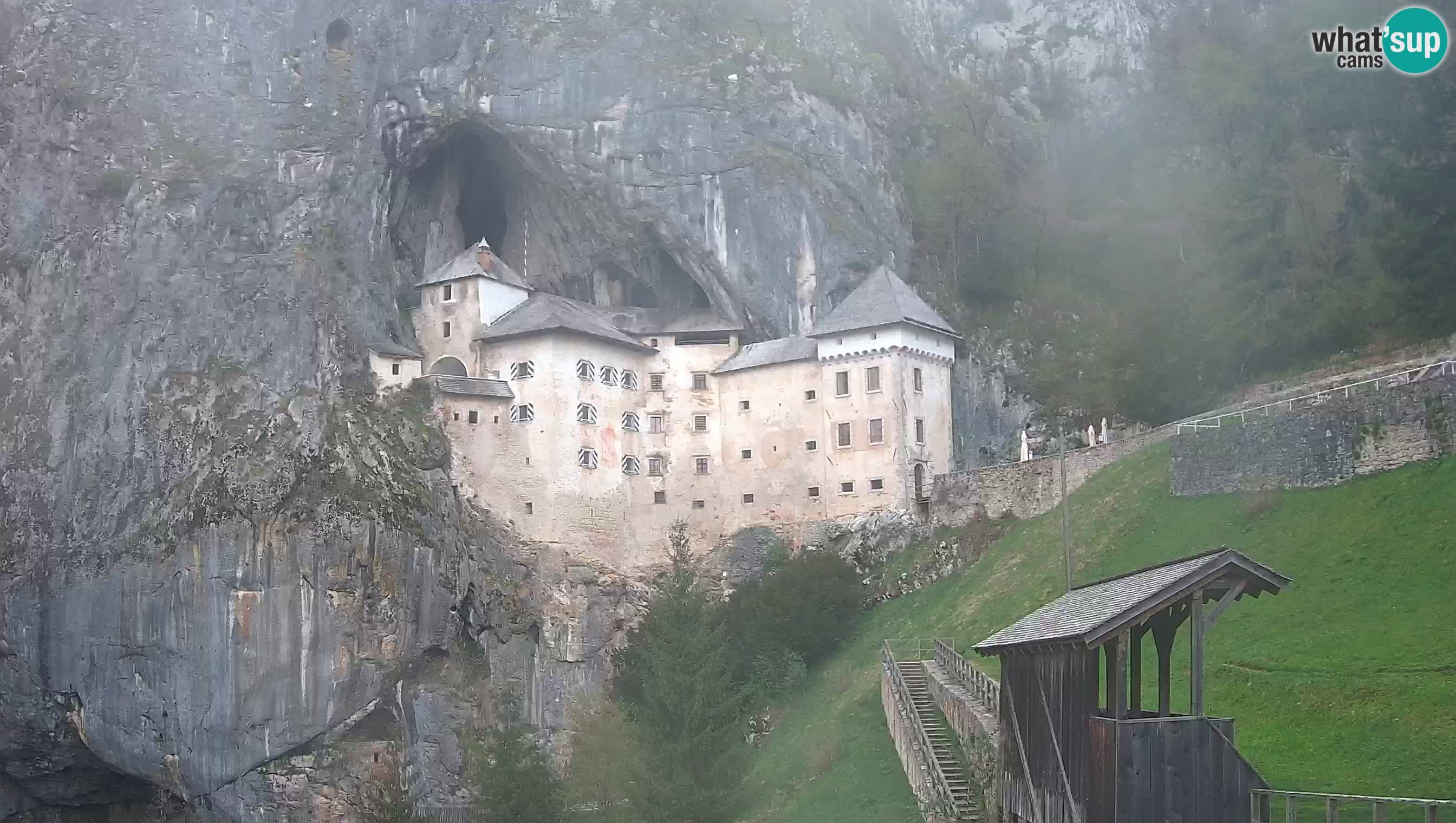 Live Webcam Castello di Predjama – Postumia – Slovenia