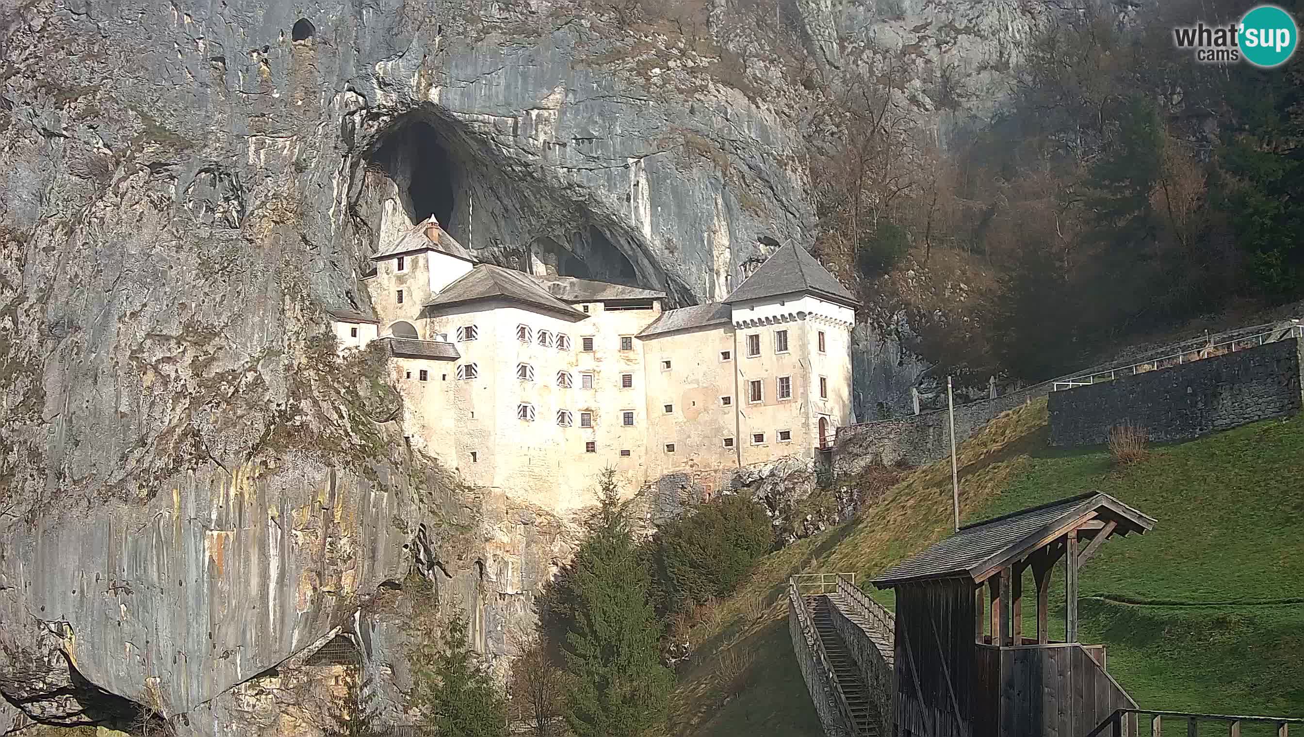 Live Webcam Predjamski grad – Predjama Castle – Postojna – Slovenia