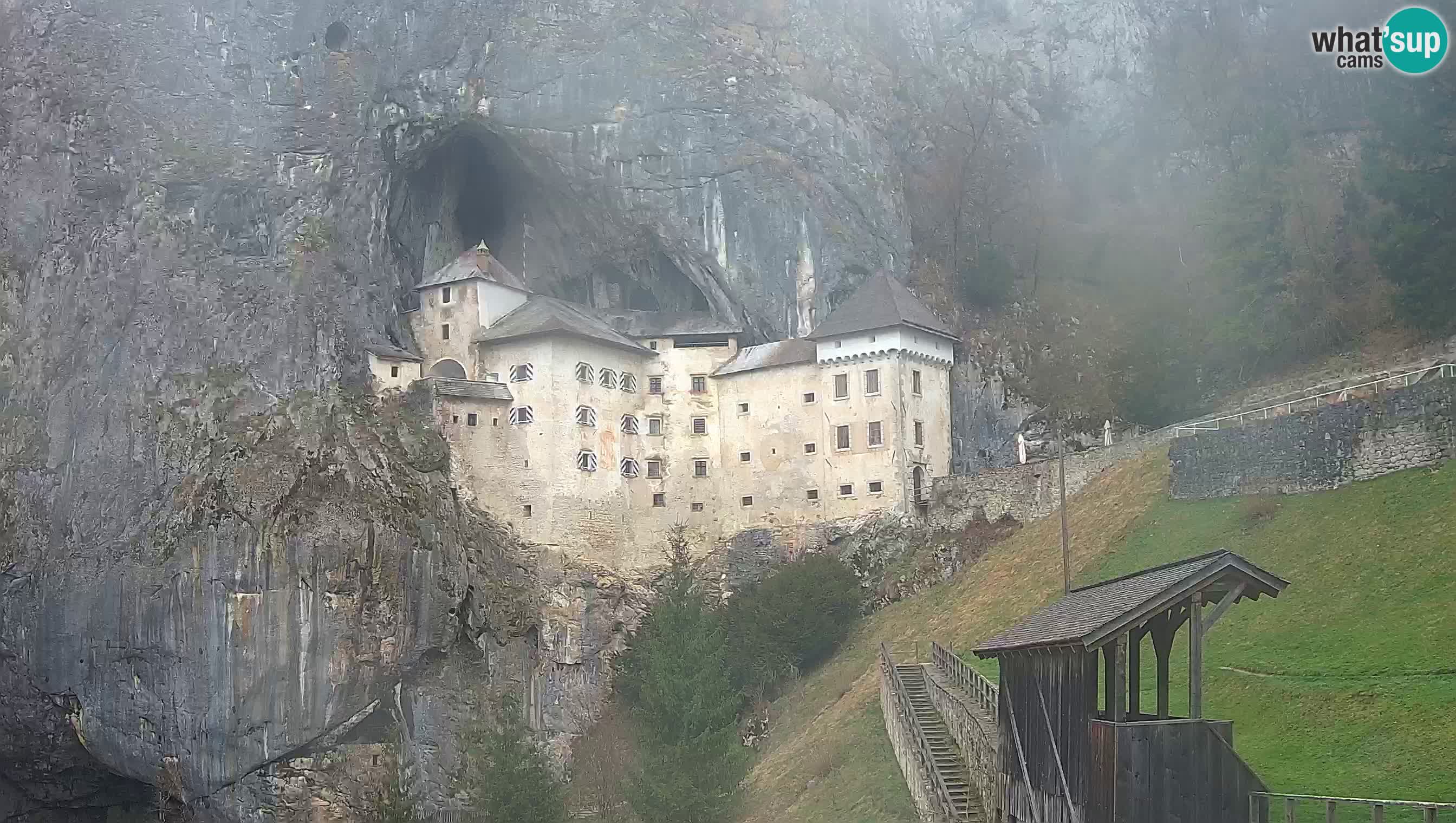 Live Webcam Castello di Predjama – Postumia – Slovenia