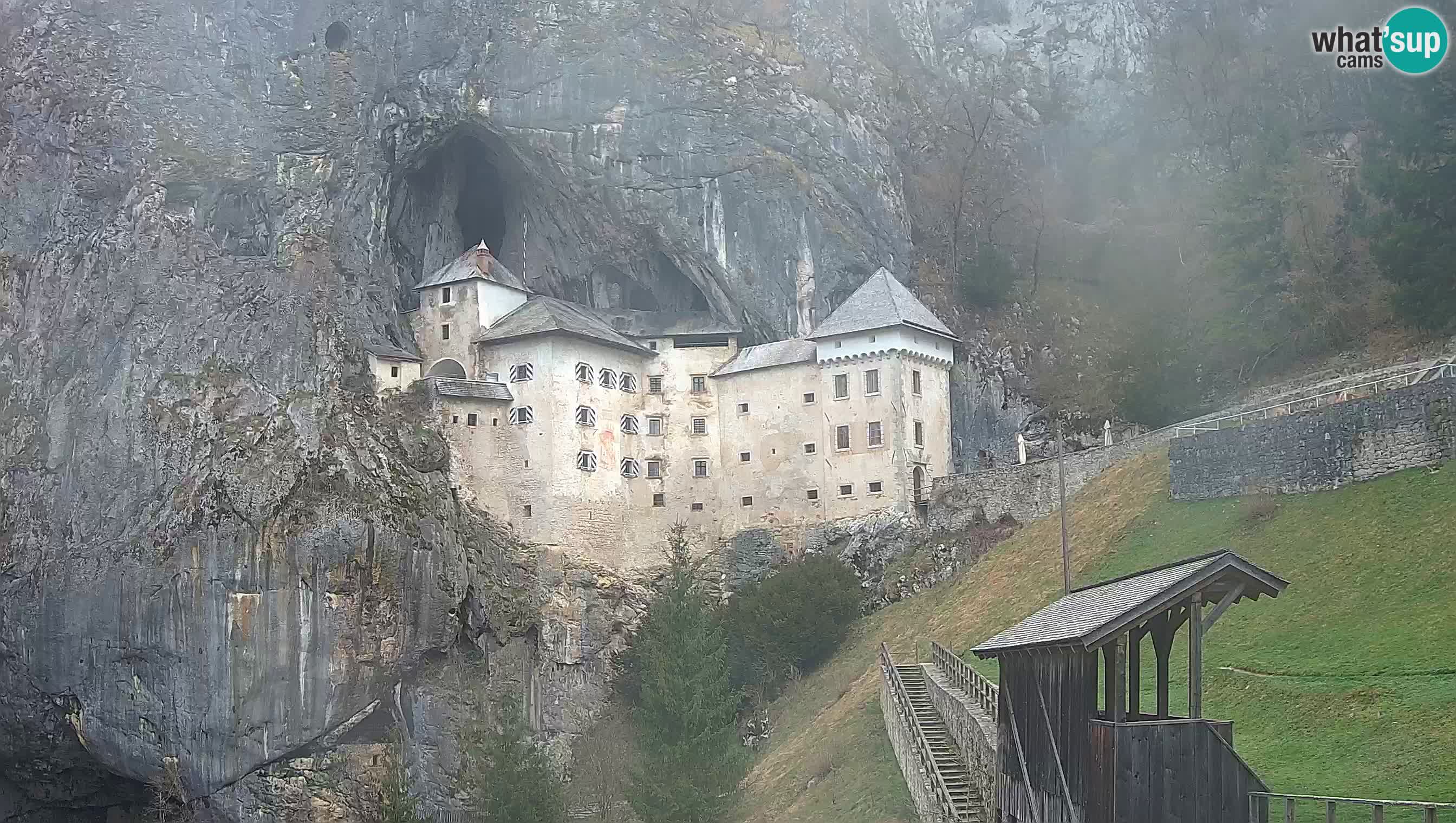 Live Webcam Predjamski grad – Predjama Castle – Postojna – Slovenia