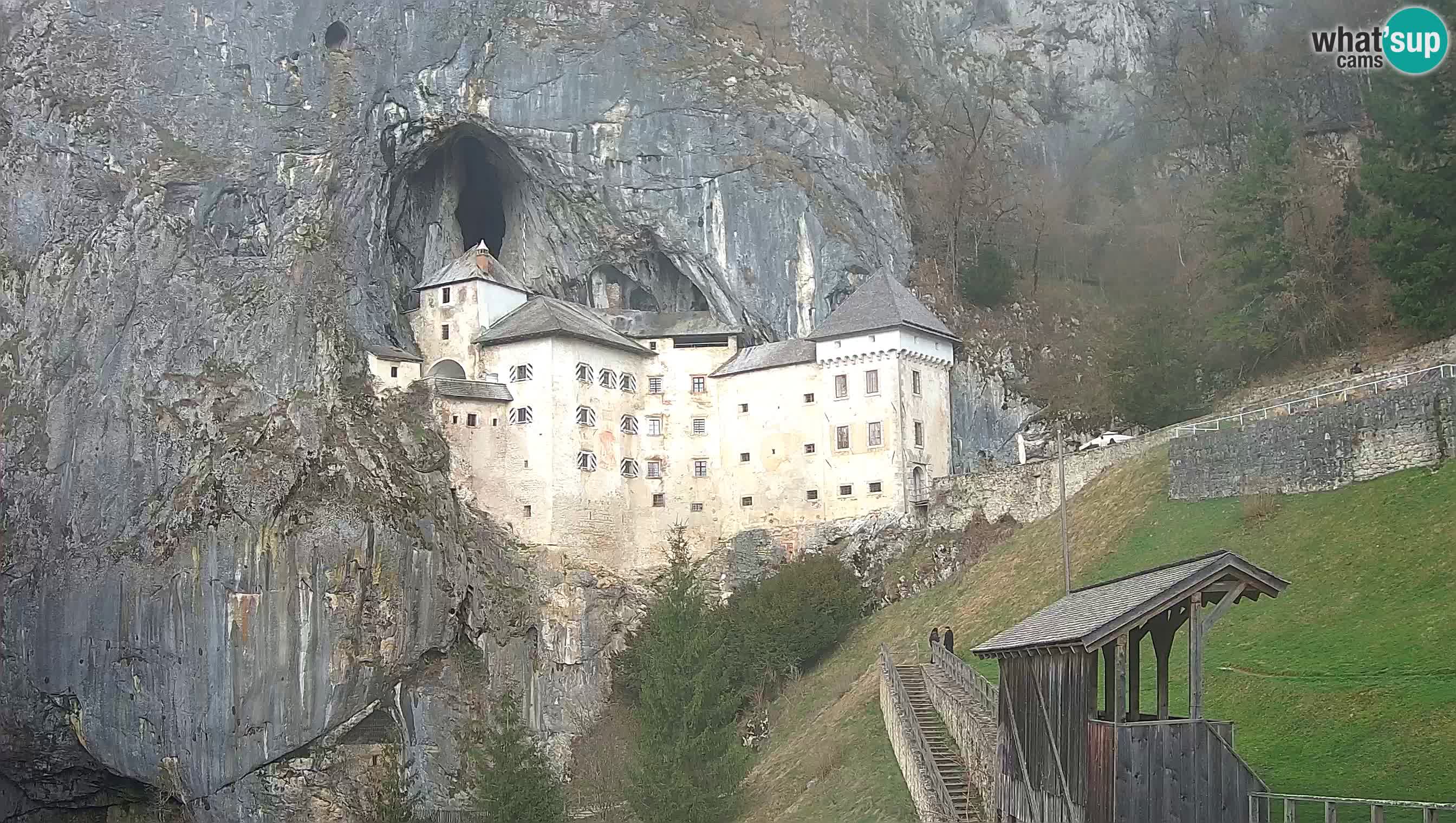 Live Webcam Predjamski grad – Predjama Castle – Postojna – Slovenia