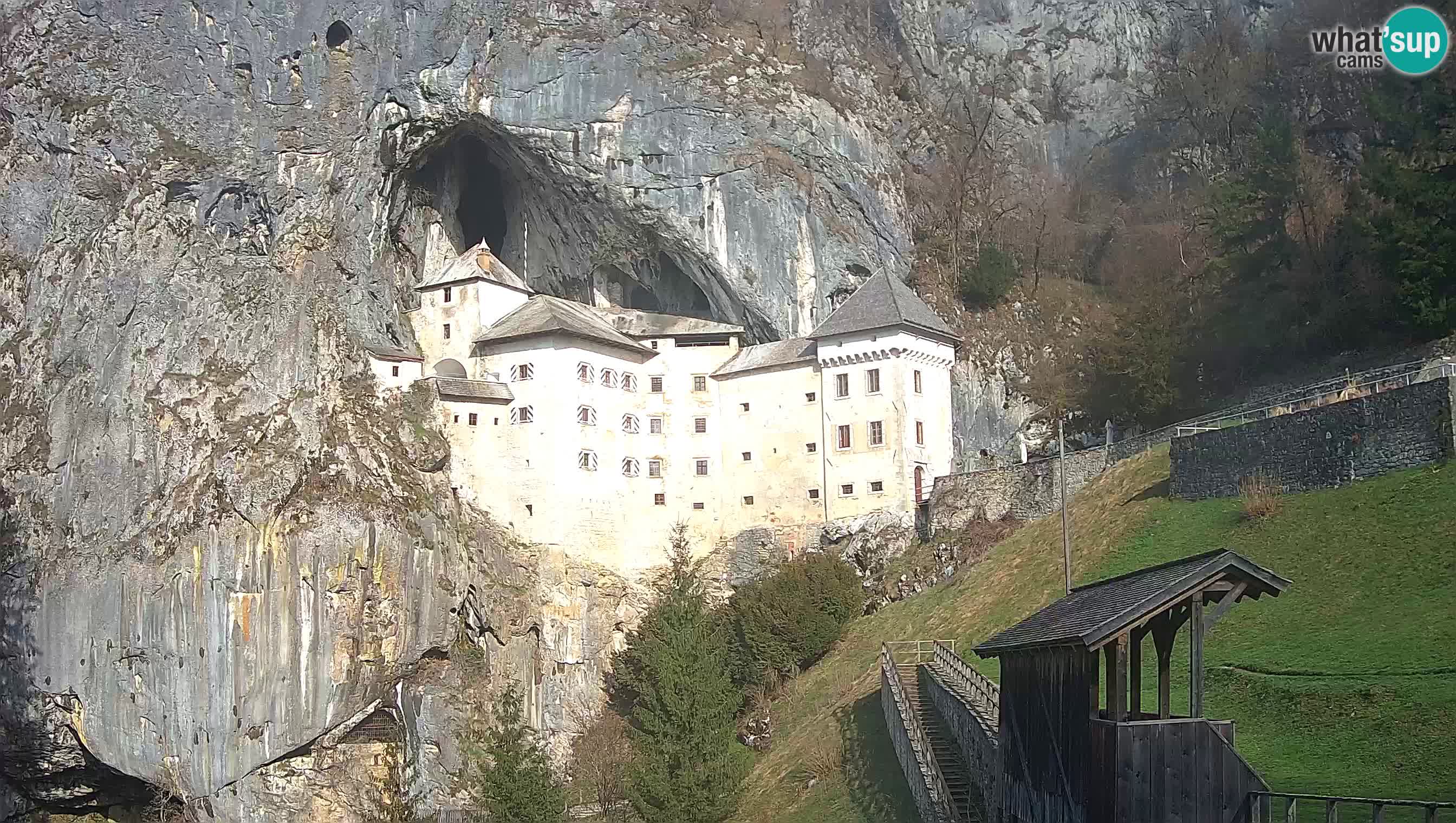 Live Webcam Castello di Predjama – Postumia – Slovenia