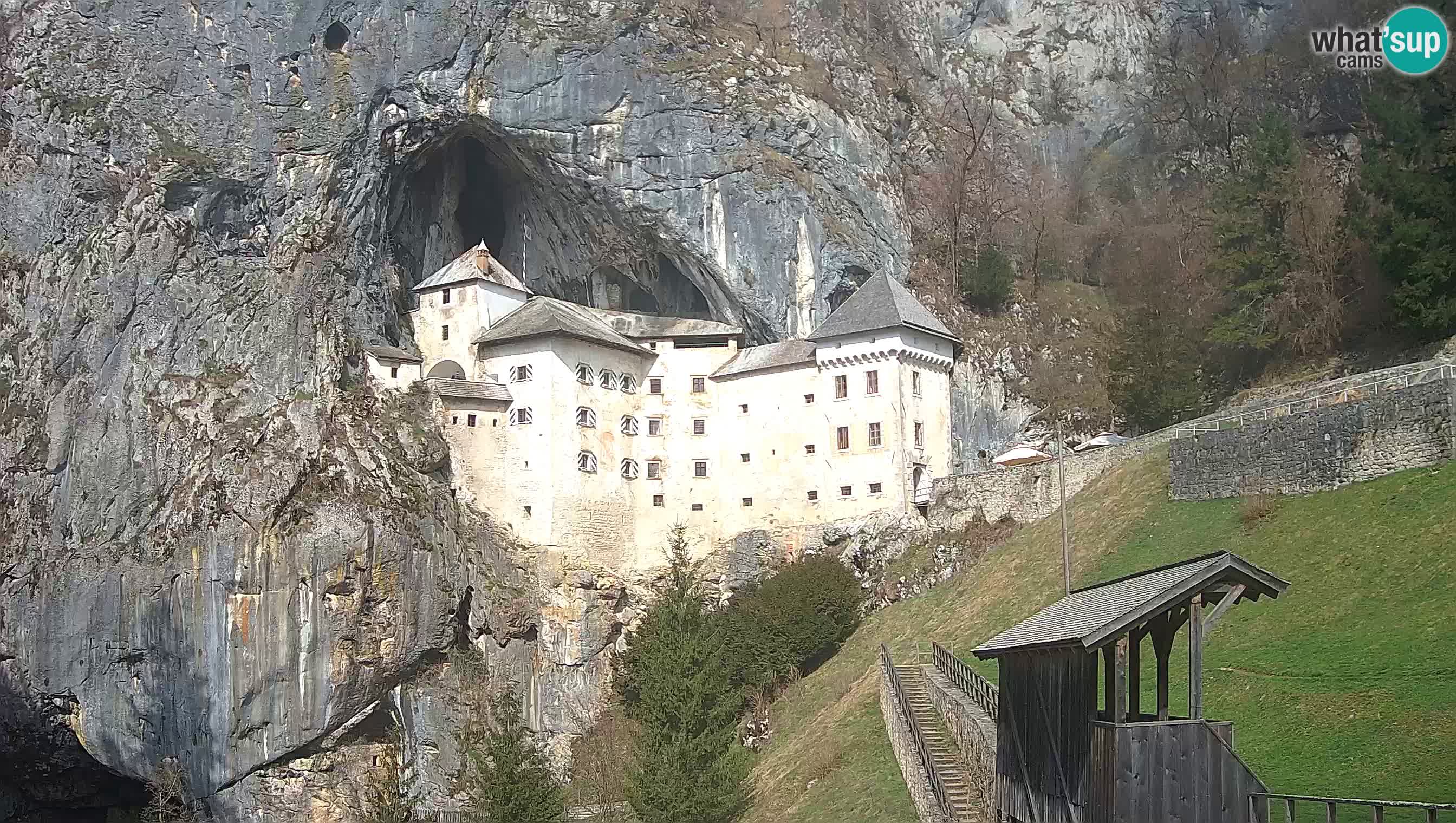 Live Webcam Predjamski grad – Predjama Castle – Postojna – Slovenia