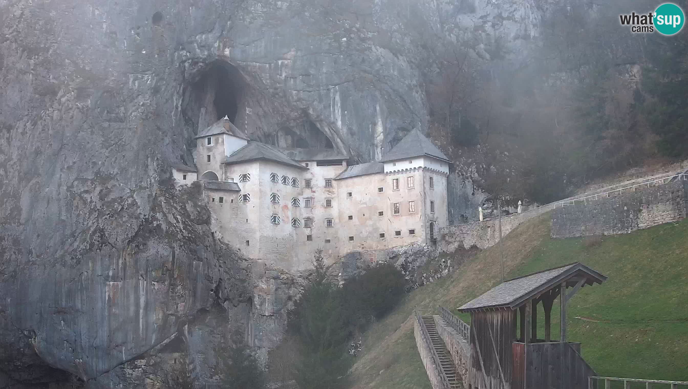 Live Webcam Predjamski grad – Predjama Castle – Postojna – Slovenia