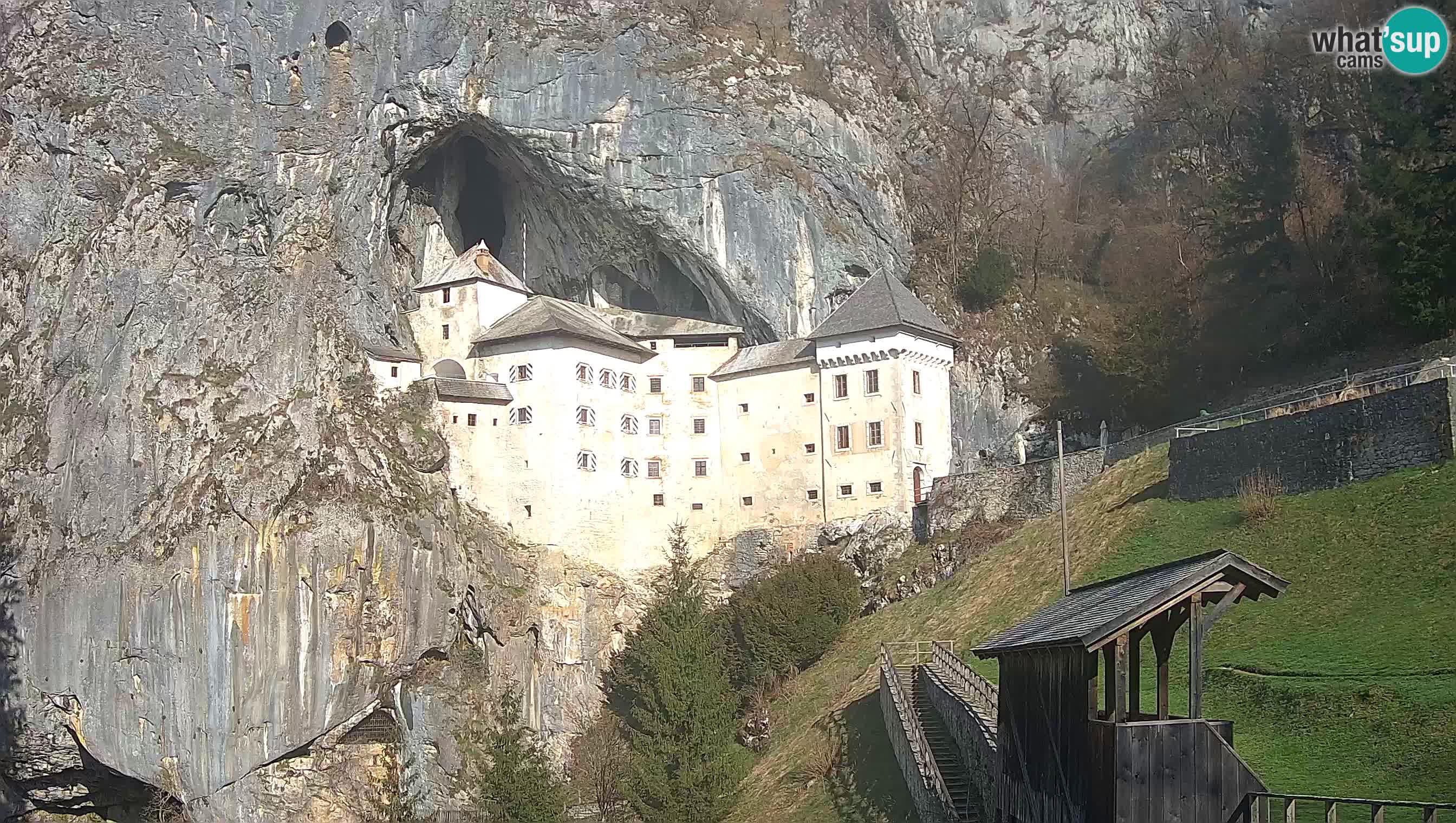 Live Webcam Predjamski grad – Predjama Castle – Postojna – Slovenia