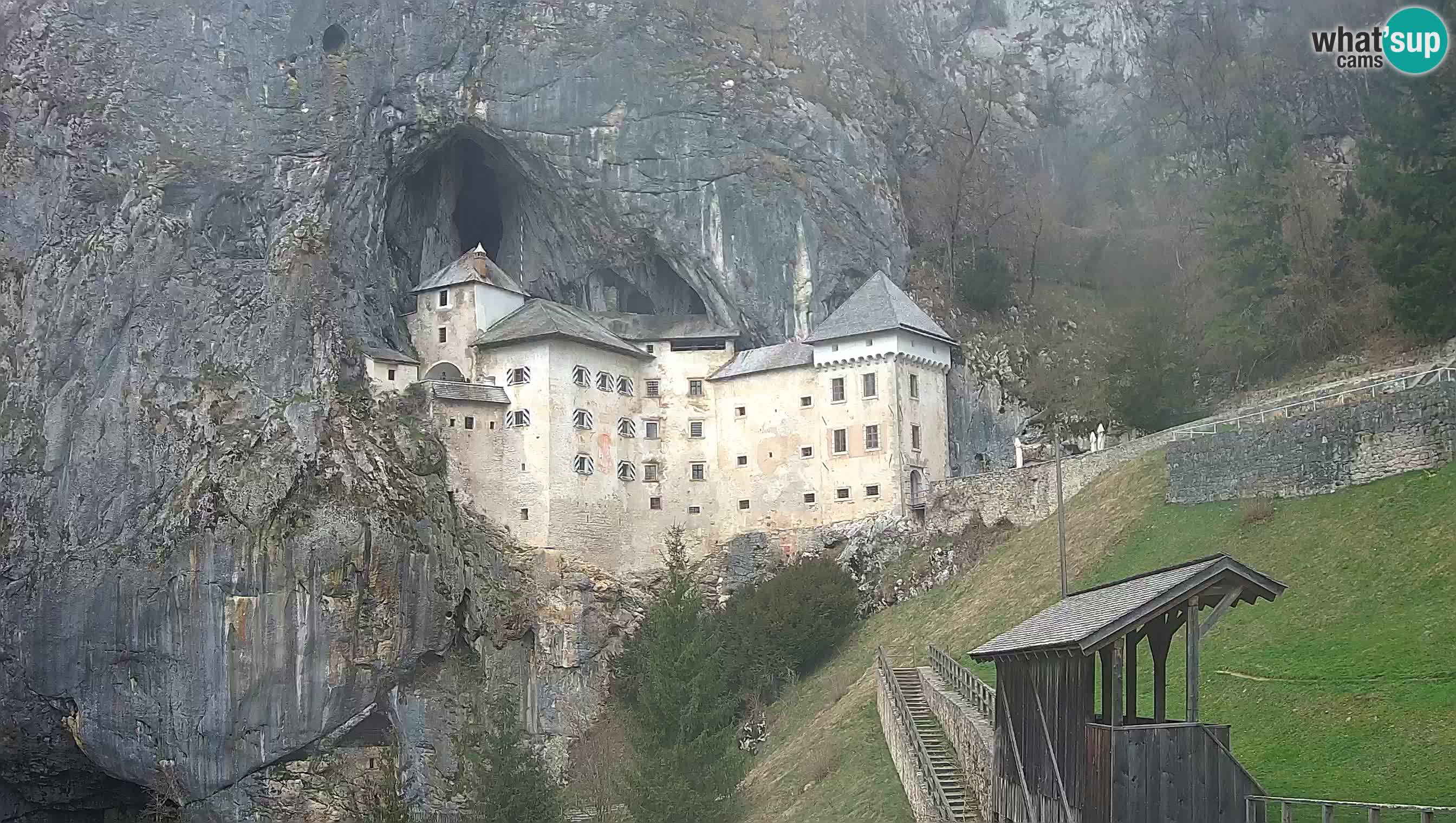 Live Webcam Predjamski grad – Predjama Castle – Postojna – Slovenia