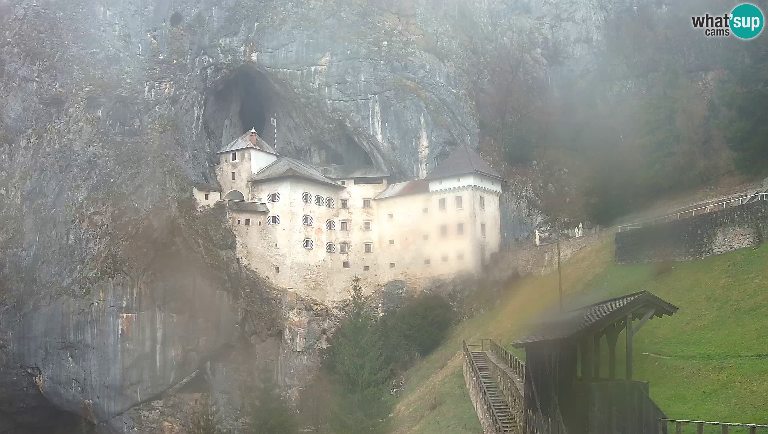 Live Webcam Predjamski grad – Predjama Castle – Postojna – Slovenia