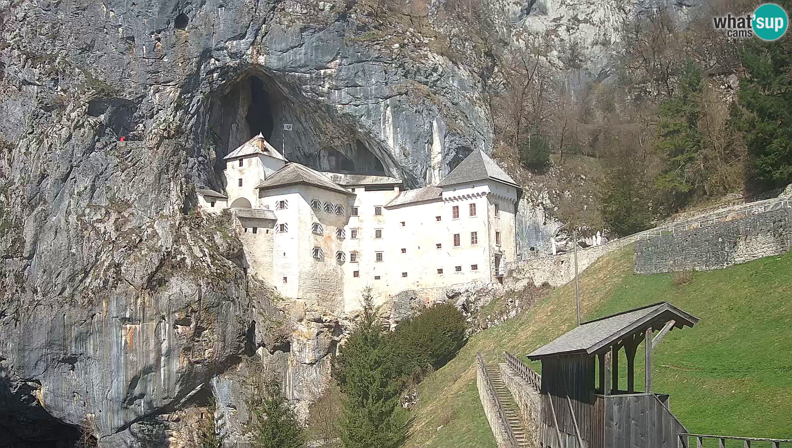 Live Webcam Predjamski grad – Predjama Castle – Postojna – Slovenia
