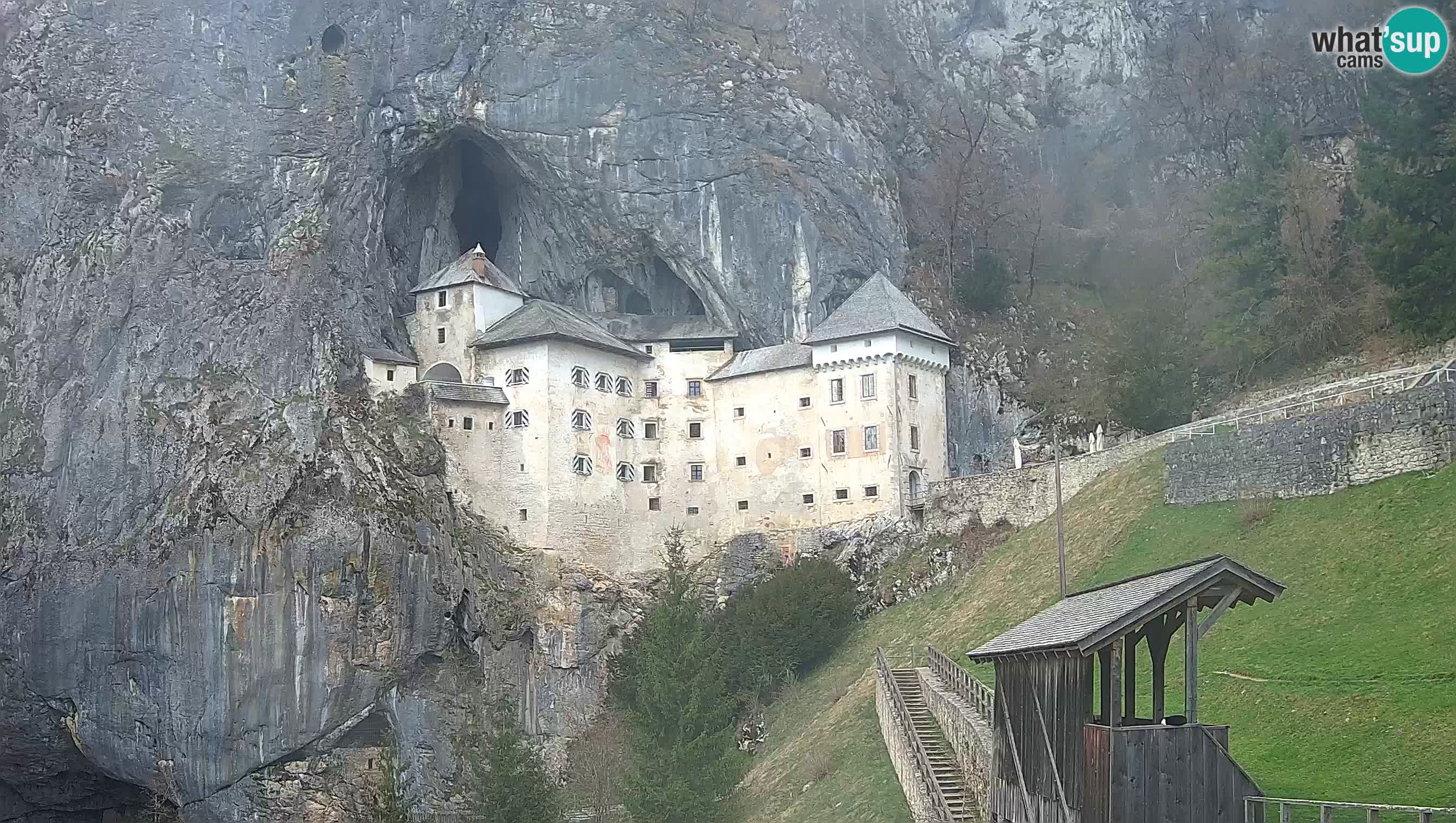 Camera en vivo Castillo de Predjama – Postojna – Eslovenia