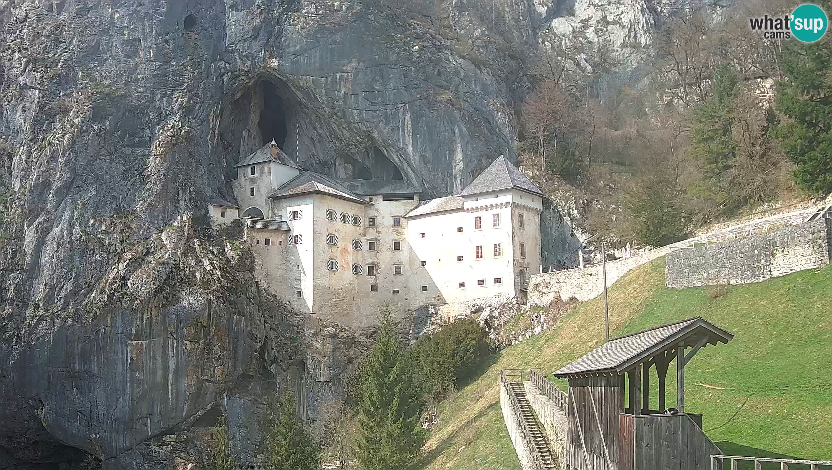 Camera en vivo Castillo de Predjama – Postojna – Eslovenia