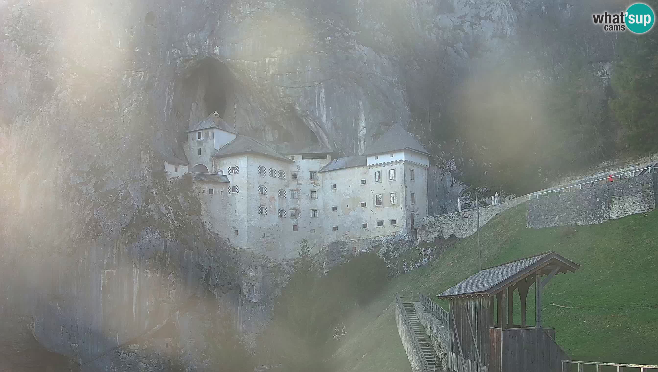 Live Webcam Predjamski grad – Predjama Castle – Postojna – Slovenia