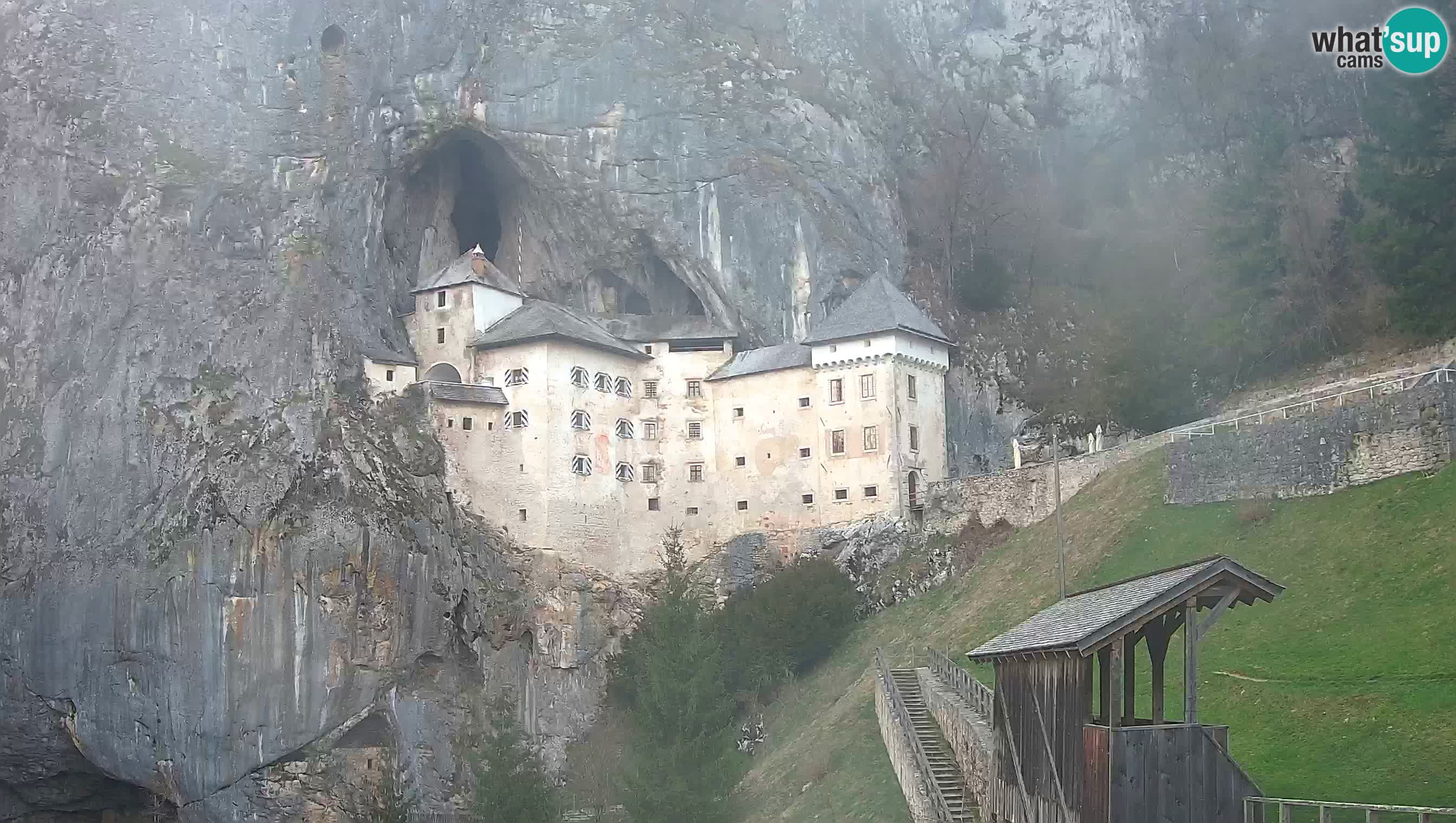 Live Webcam Castello di Predjama – Postumia – Slovenia