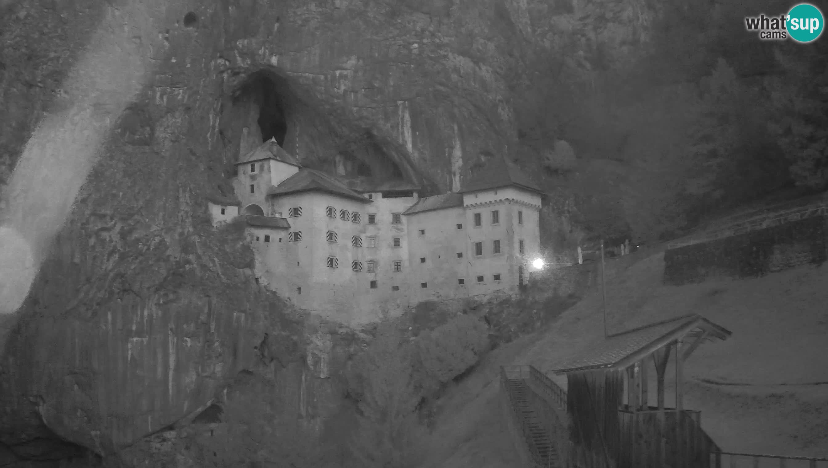 Live Webcam Castello di Predjama – Postumia – Slovenia
