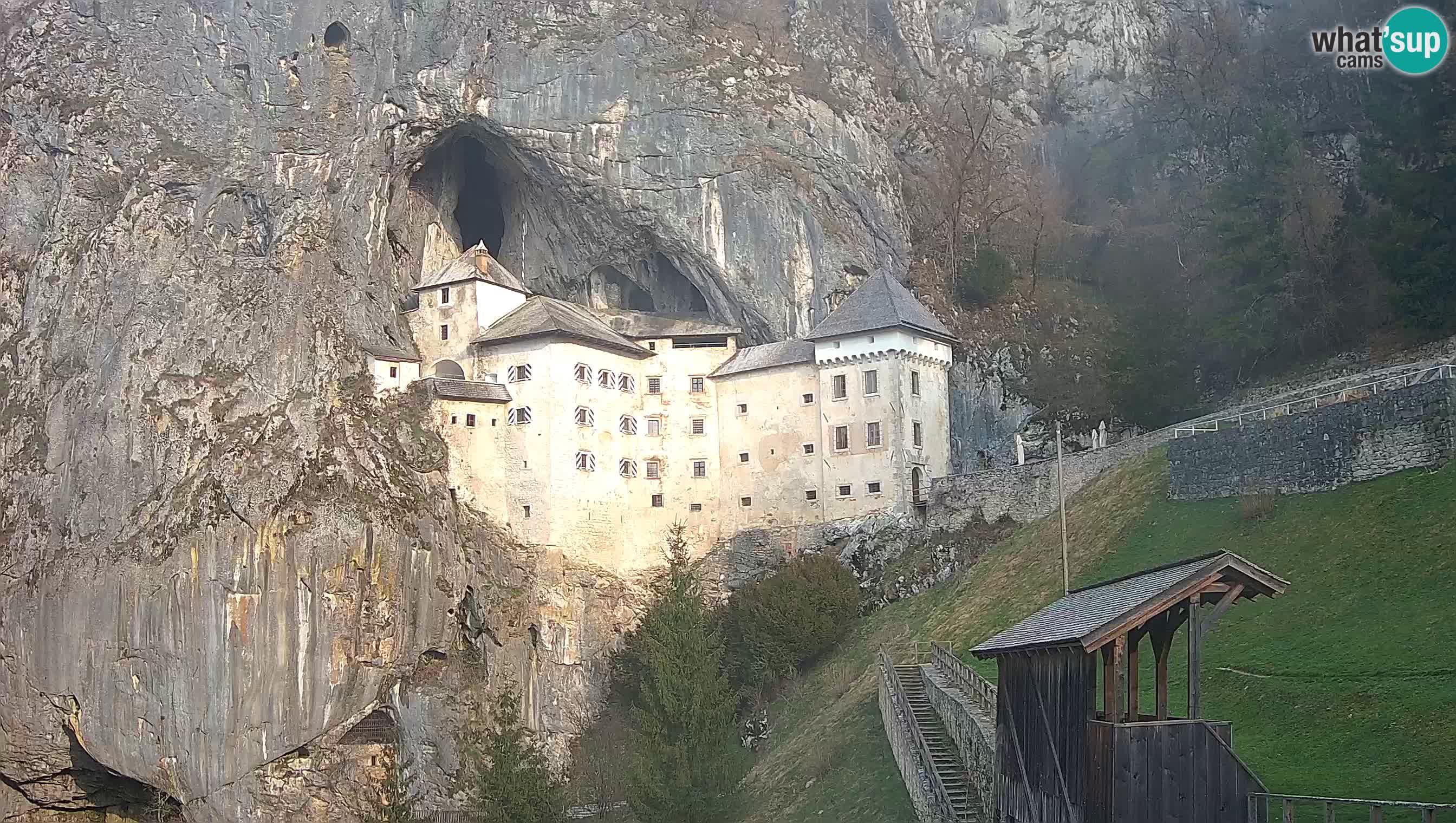 Live Webcam Castello di Predjama – Postumia – Slovenia