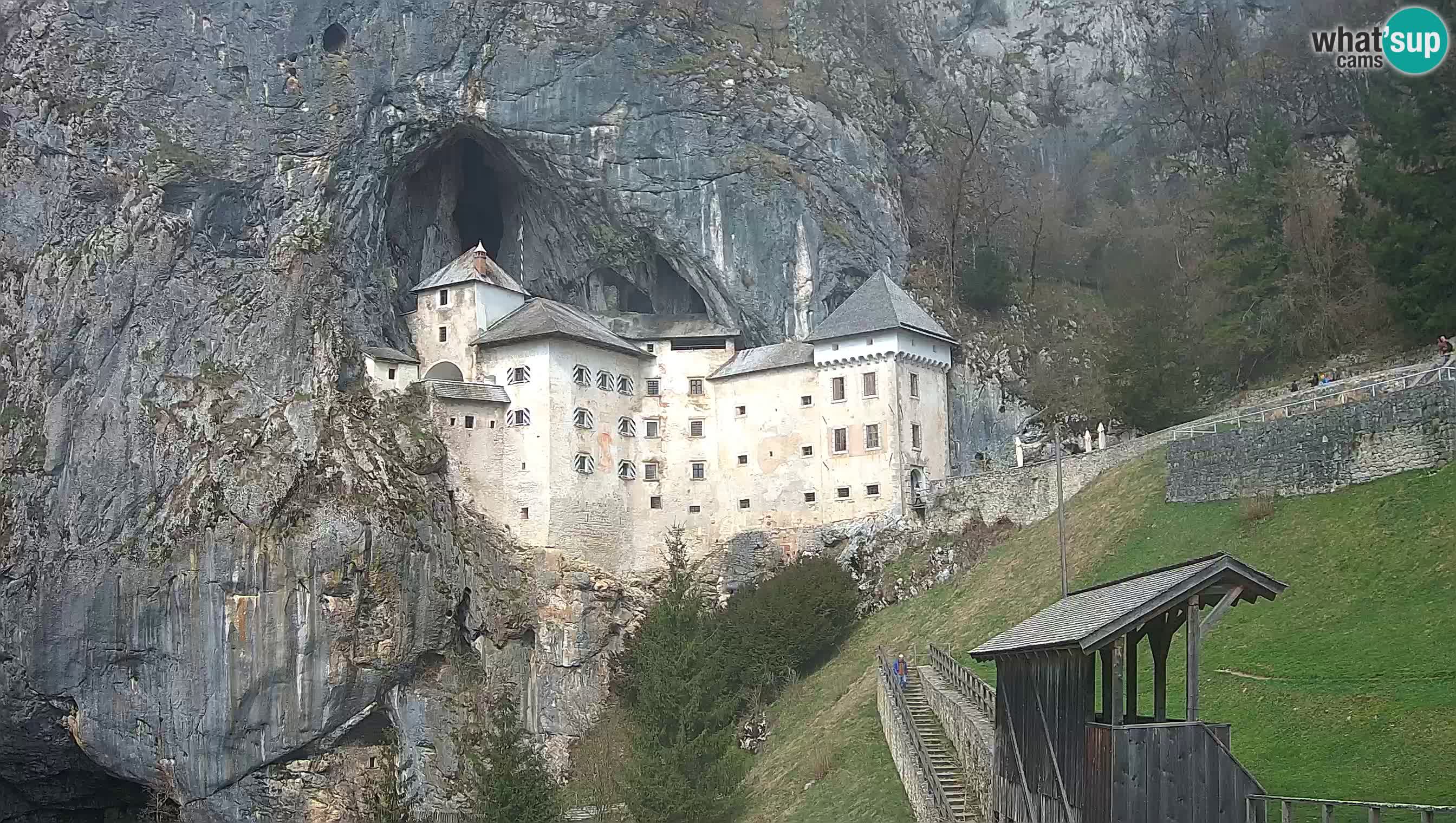 Live Webcam Castello di Predjama – Postumia – Slovenia