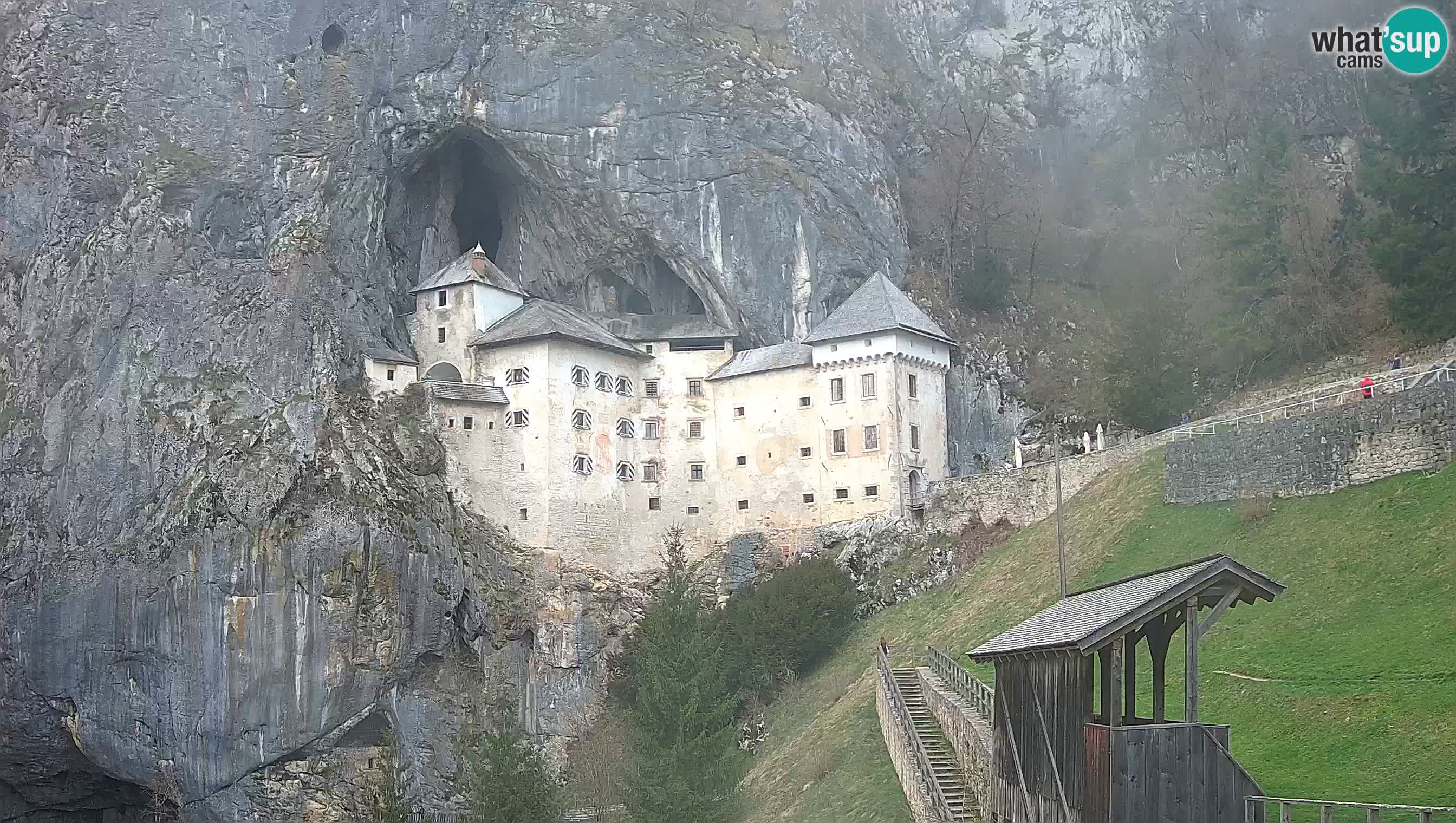 Live Webcam Predjamski grad – Predjama Castle – Postojna – Slovenia