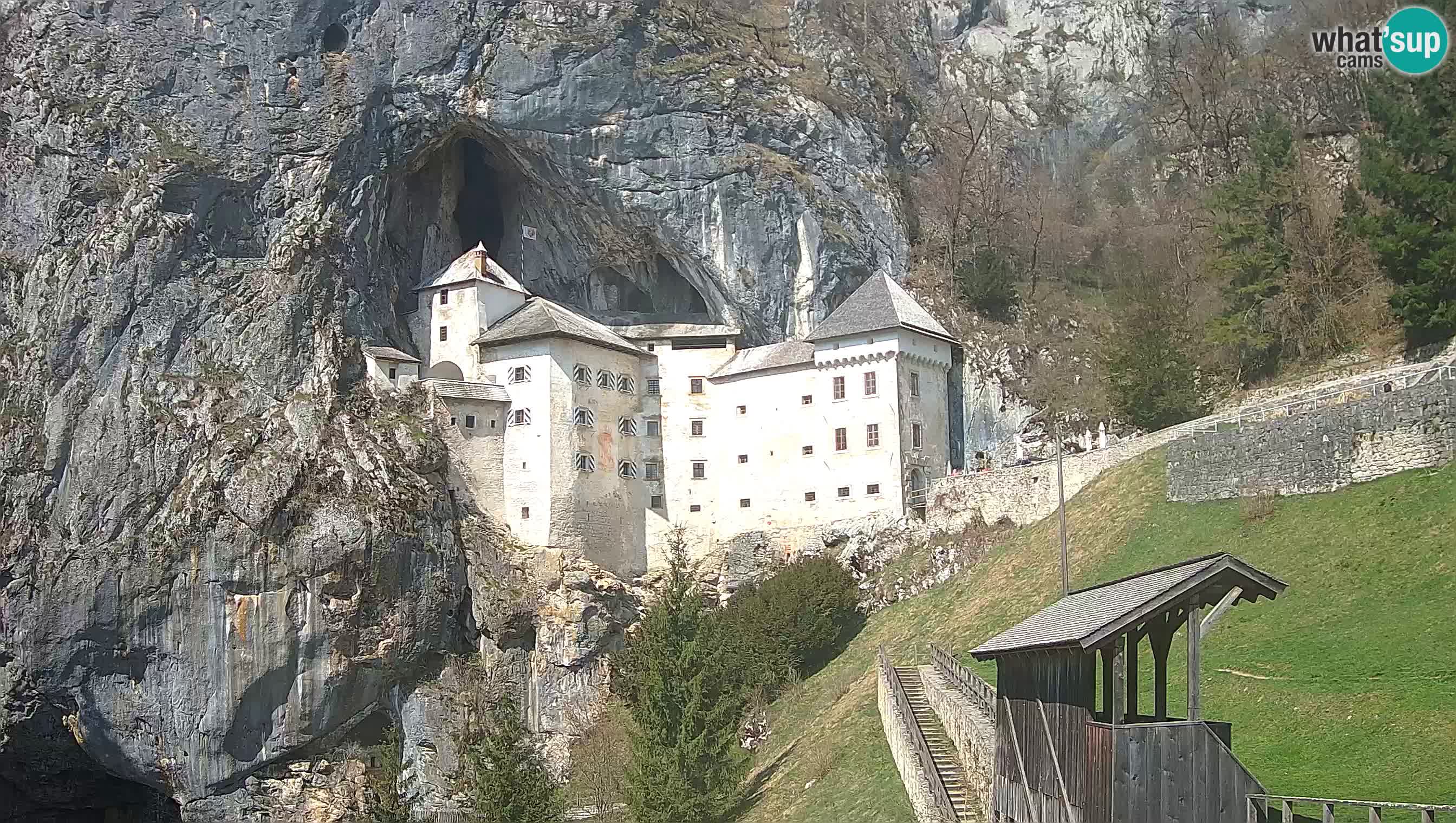 Live Webcam Castello di Predjama – Postumia – Slovenia