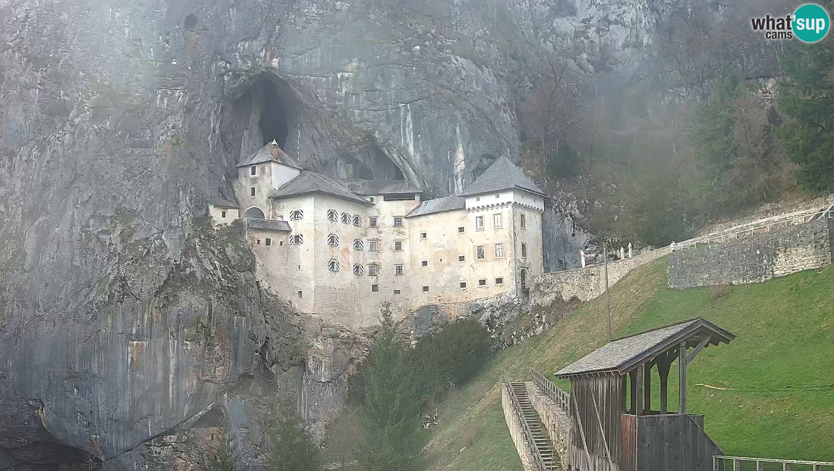 Live Webcam Castello di Predjama – Postumia – Slovenia