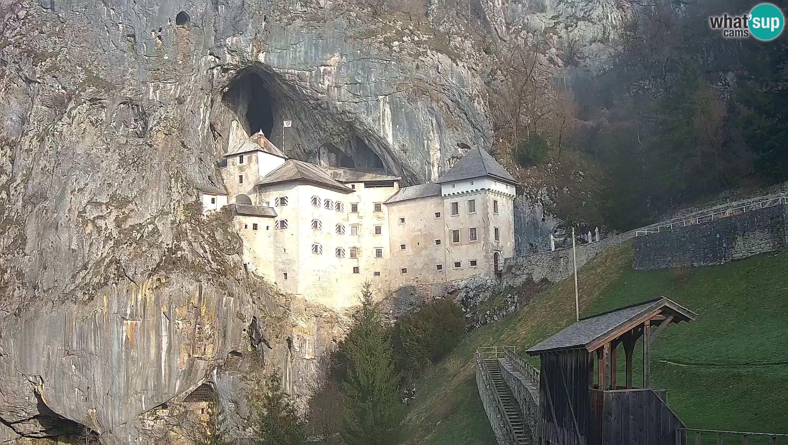 Live Webcam Castello di Predjama – Postumia – Slovenia