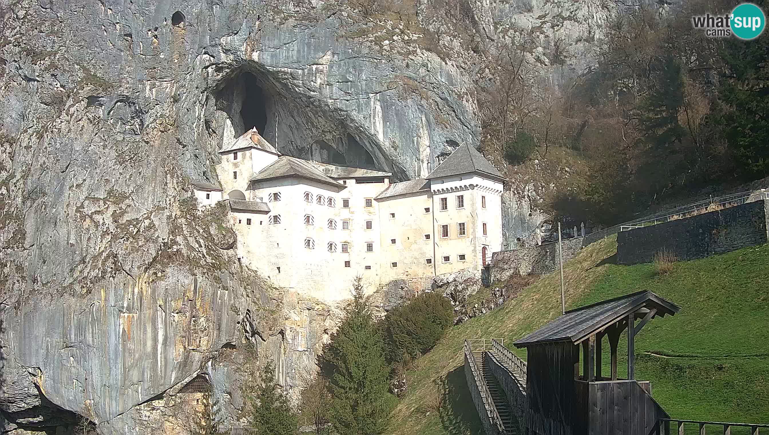 Live Webcam Castello di Predjama – Postumia – Slovenia