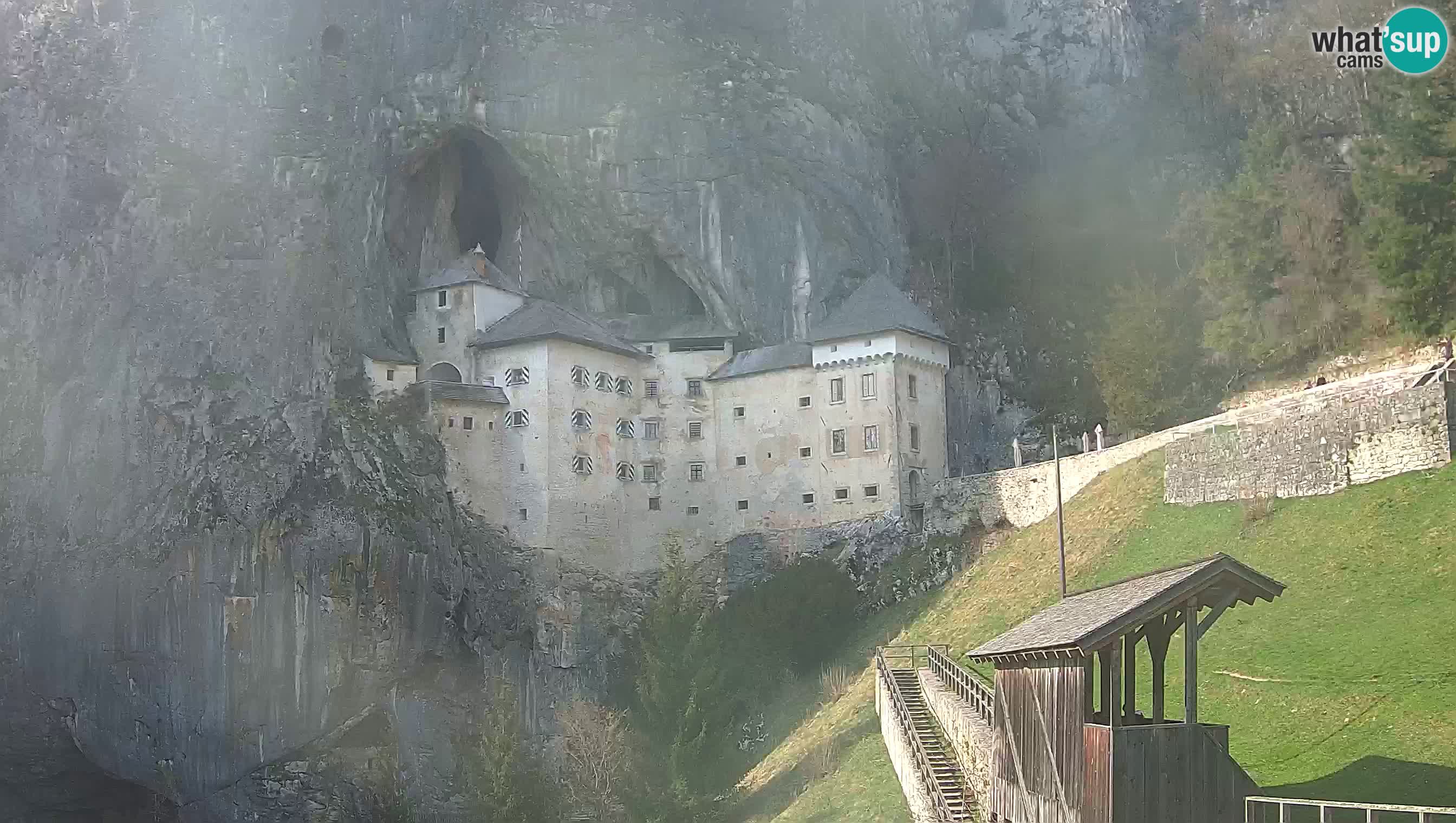 Camera en vivo Castillo de Predjama – Postojna – Eslovenia