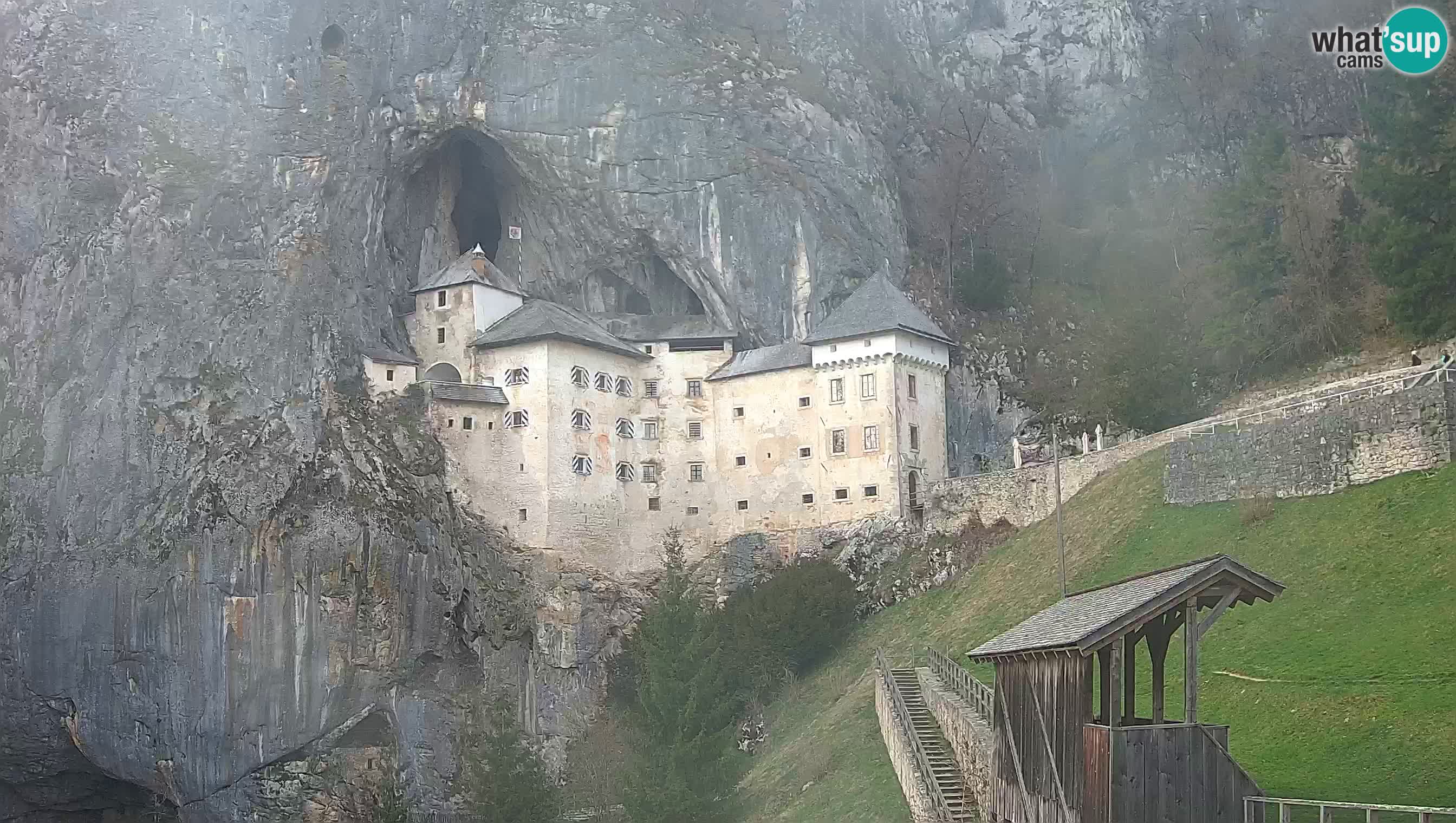Live Webcam Predjamski grad – Predjama Castle – Postojna – Slovenia