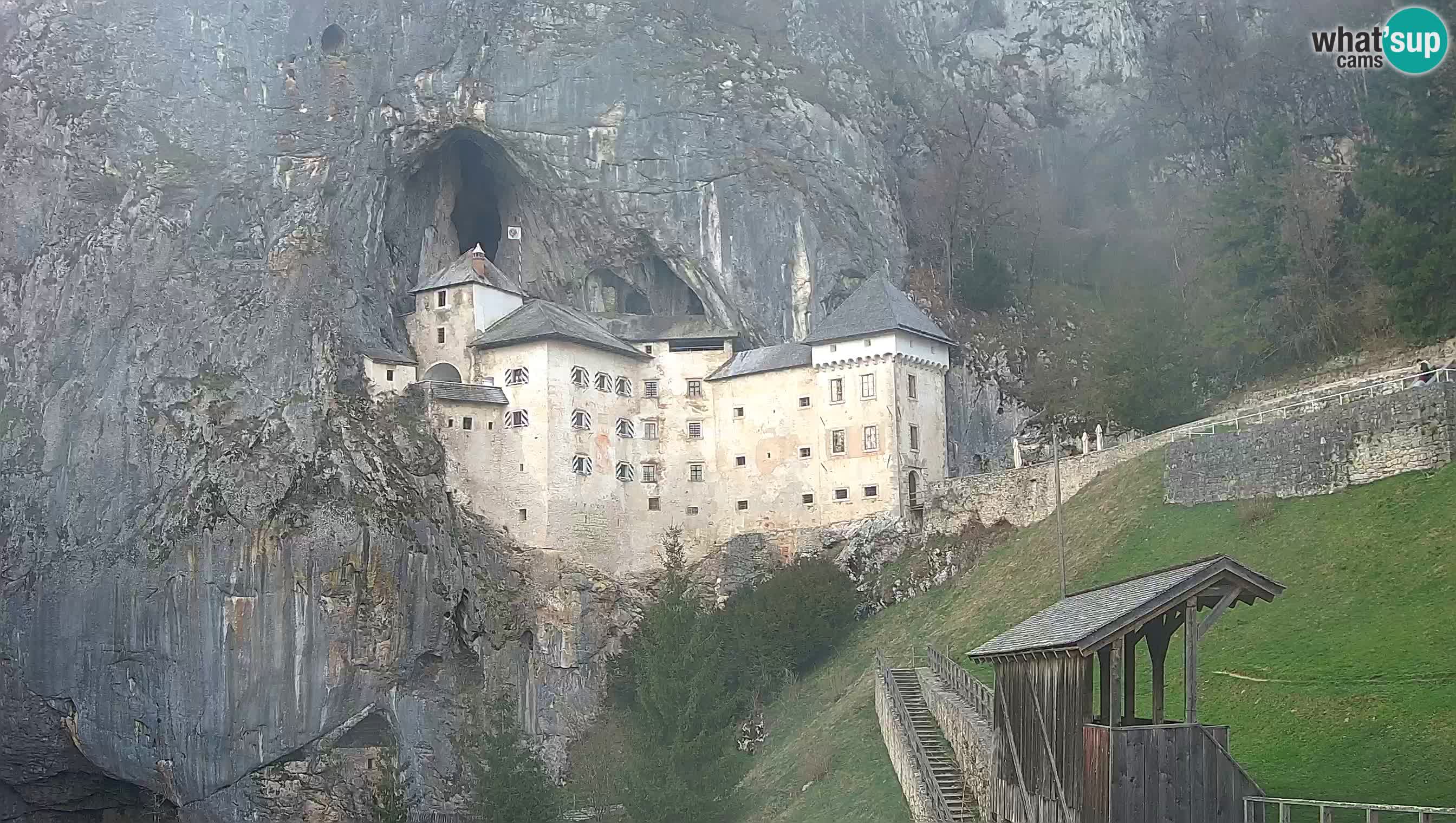 Camera en vivo Castillo de Predjama – Postojna – Eslovenia