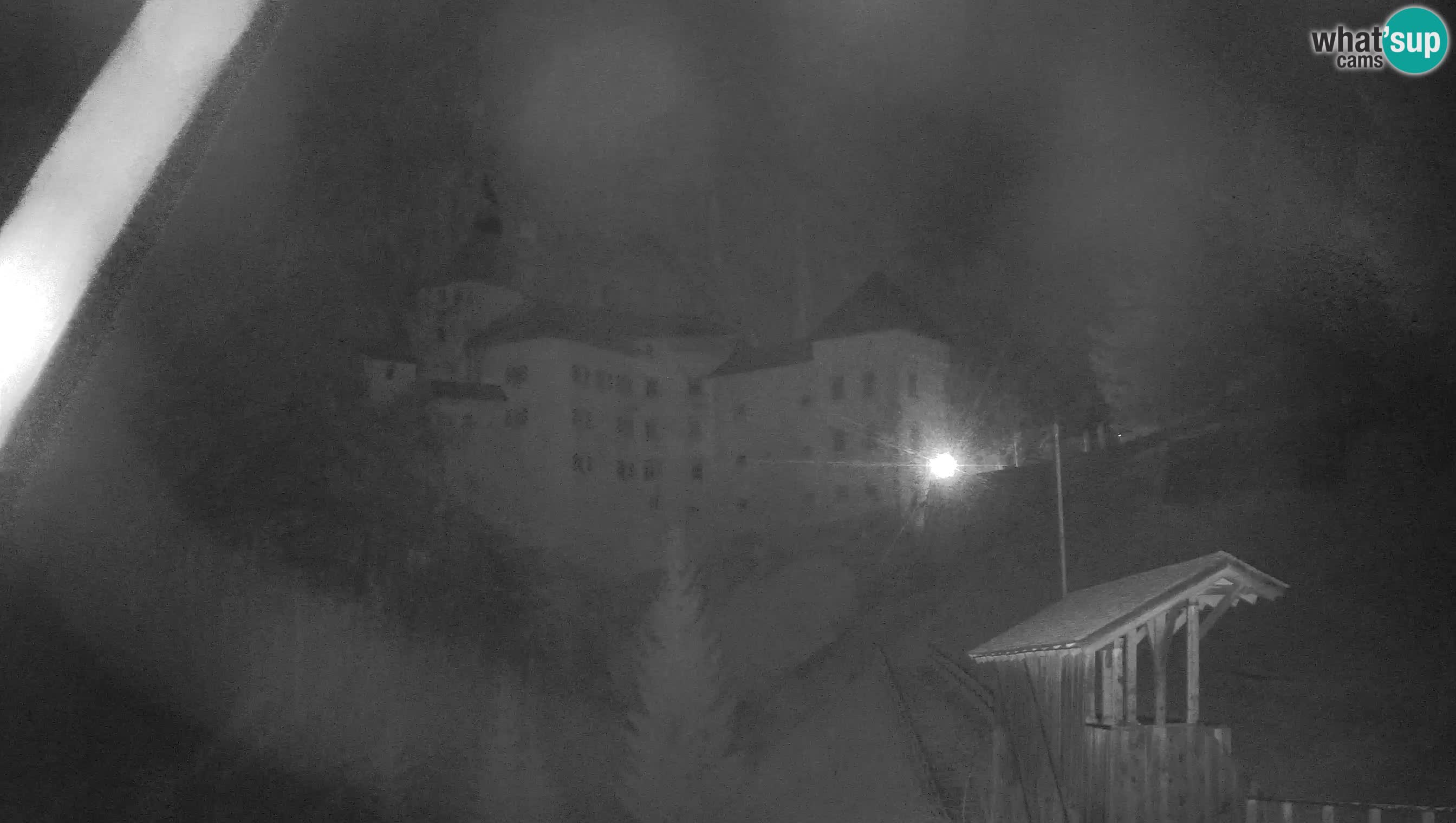 Live Webcam Höhlenburg Predjama – Postojna – Slowenien