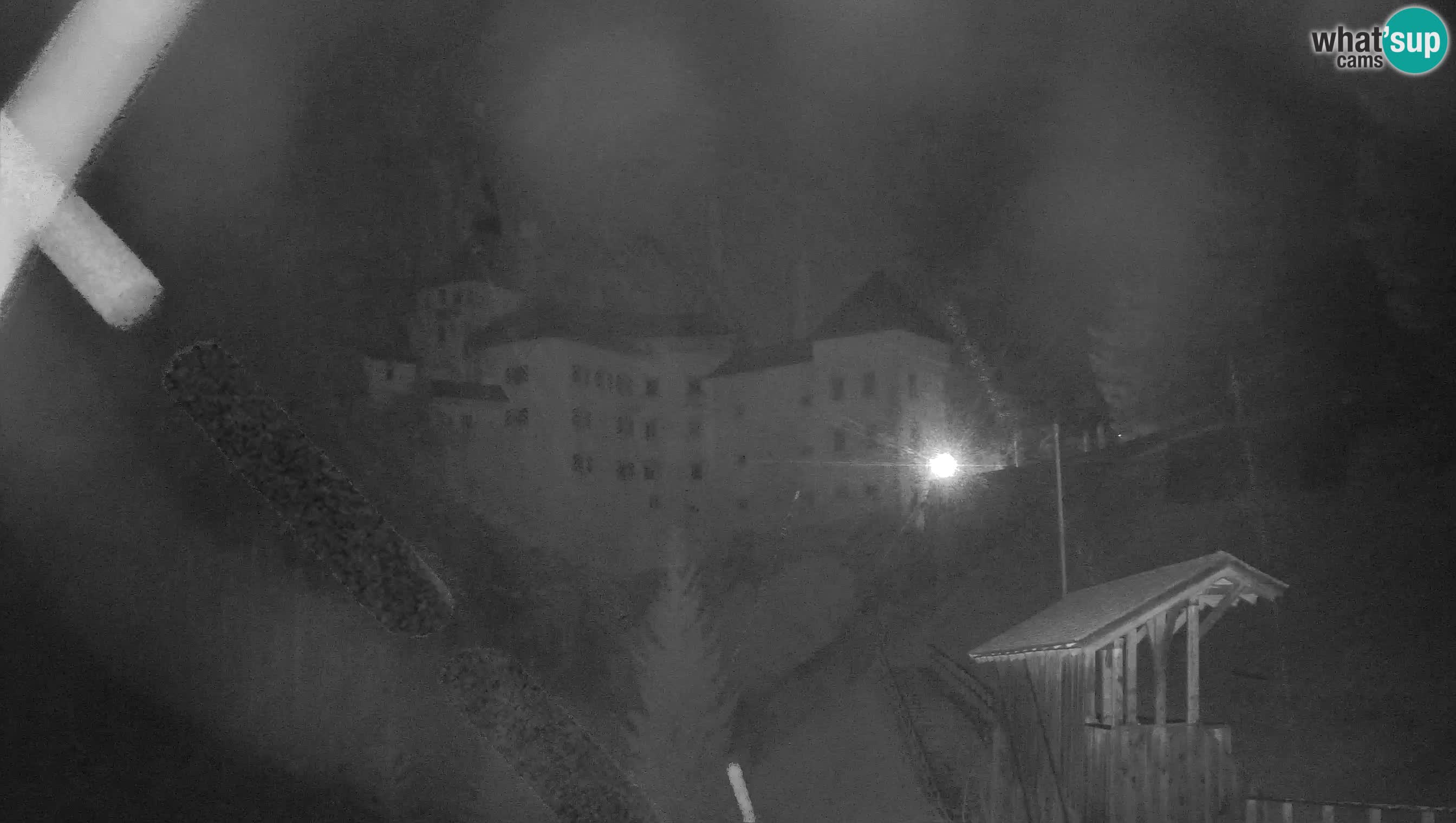 Web kamera Predjamski dvorac – Postojna – Slovenija