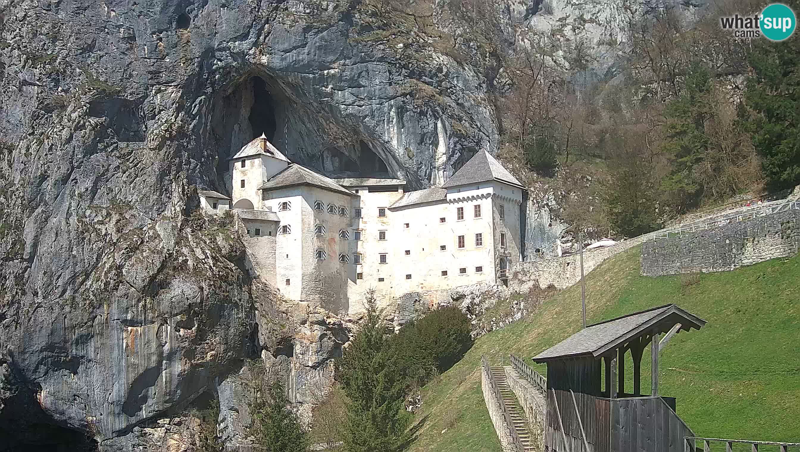 Live Webcam Predjamski grad – Predjama Castle – Postojna – Slovenia