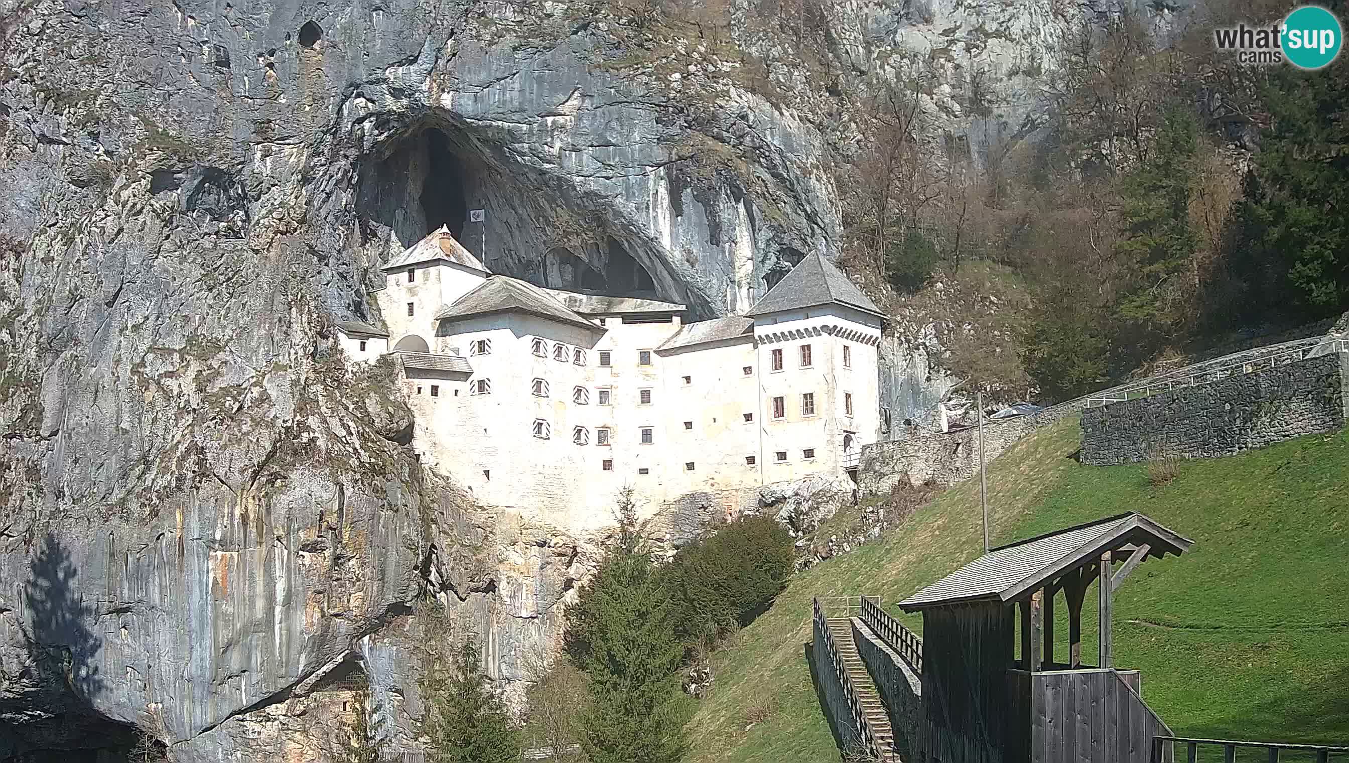 Live Webcam Castello di Predjama – Postumia – Slovenia
