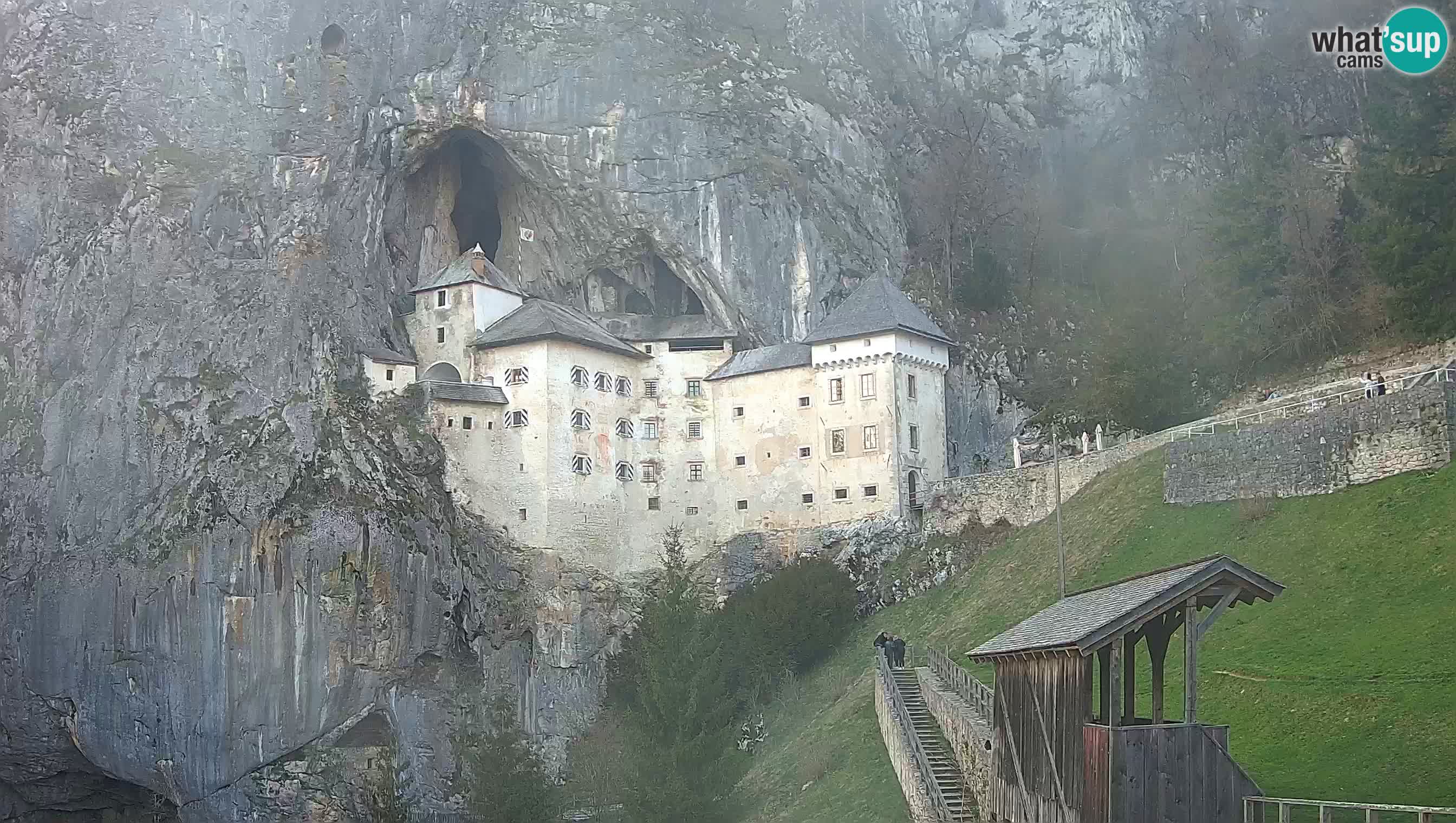 Camera en vivo Castillo de Predjama – Postojna – Eslovenia