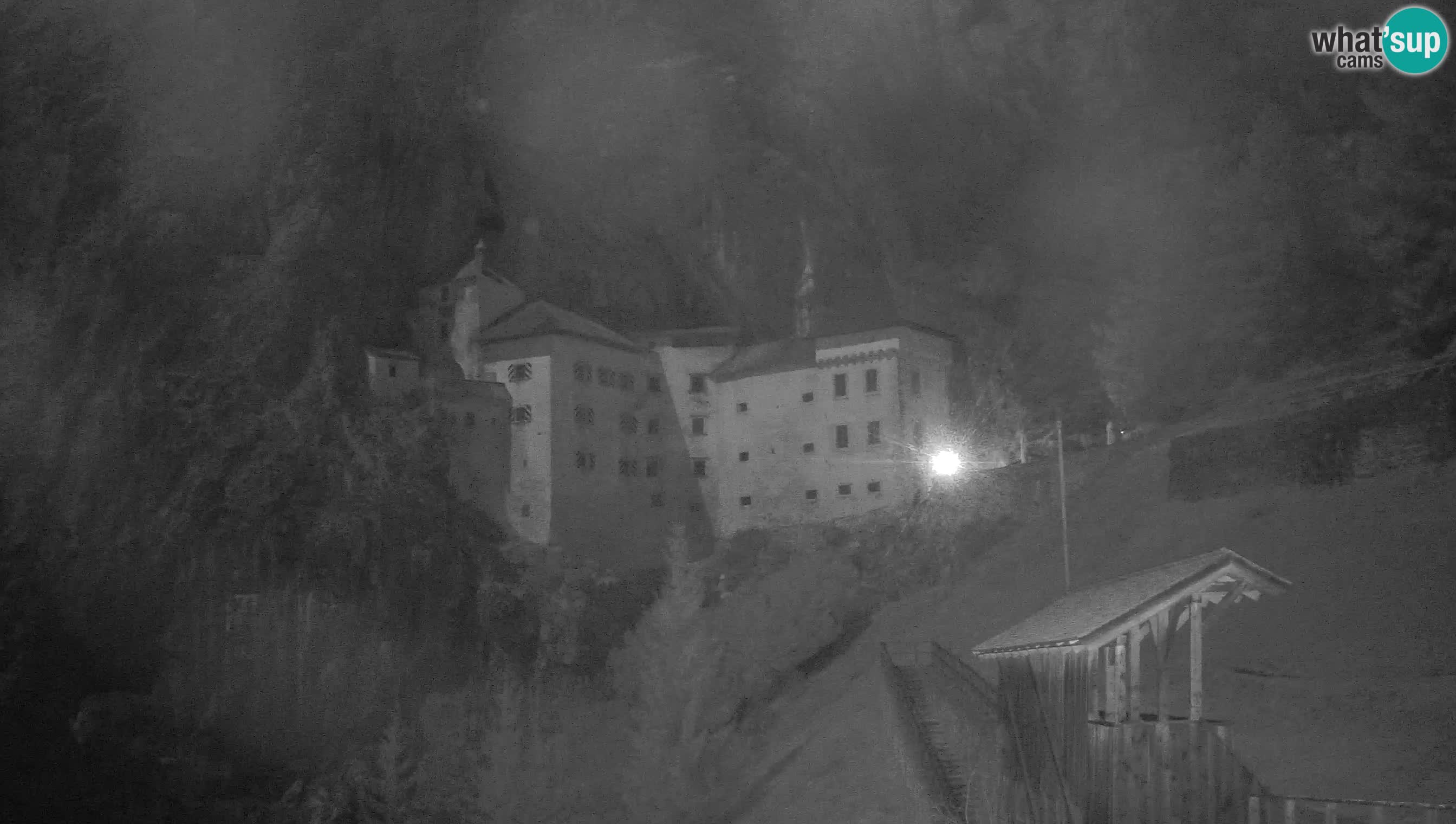 Live Webcam Höhlenburg Predjama – Postojna – Slowenien