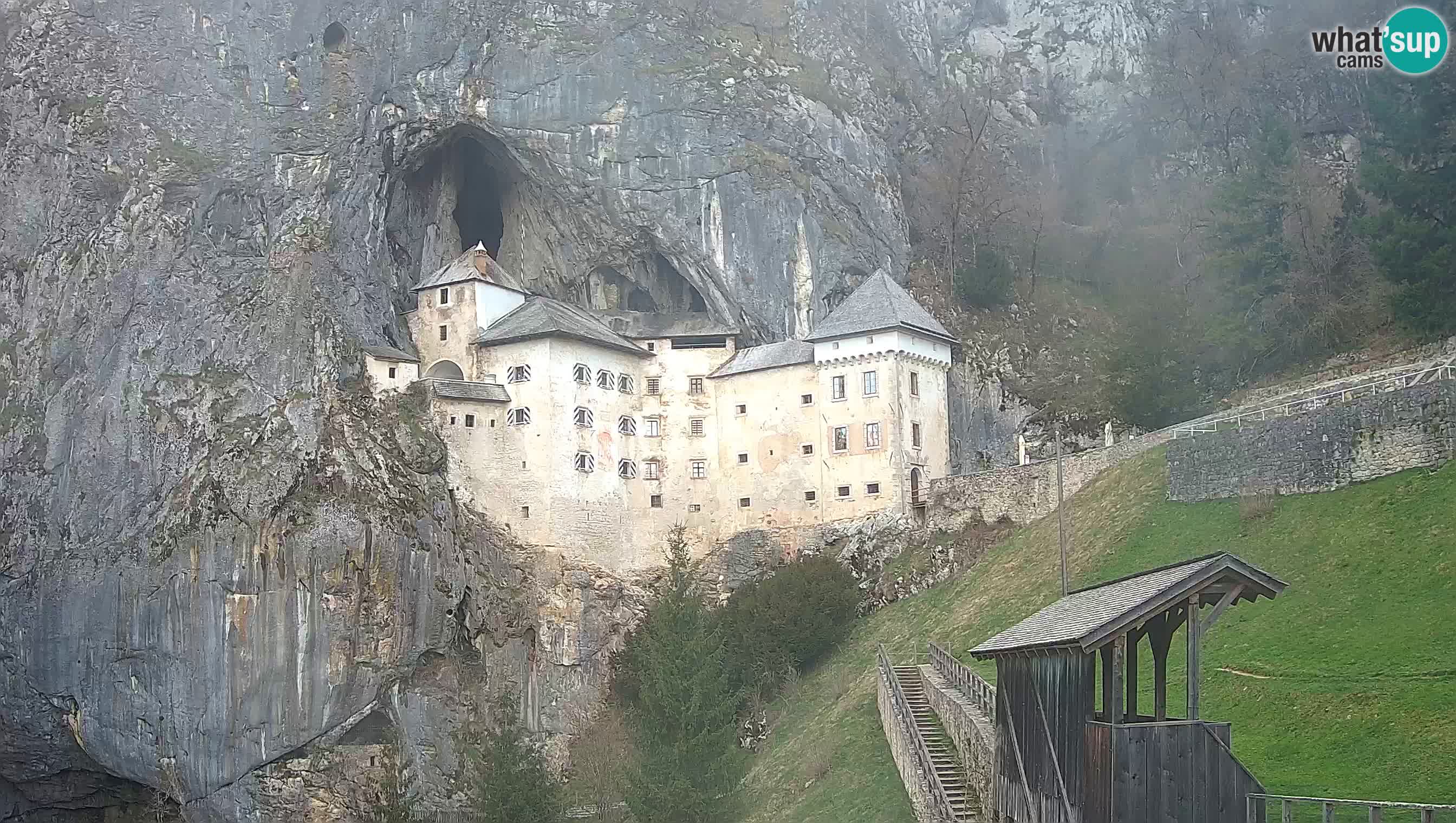 Live Webcam Predjamski grad – Predjama Castle – Postojna – Slovenia