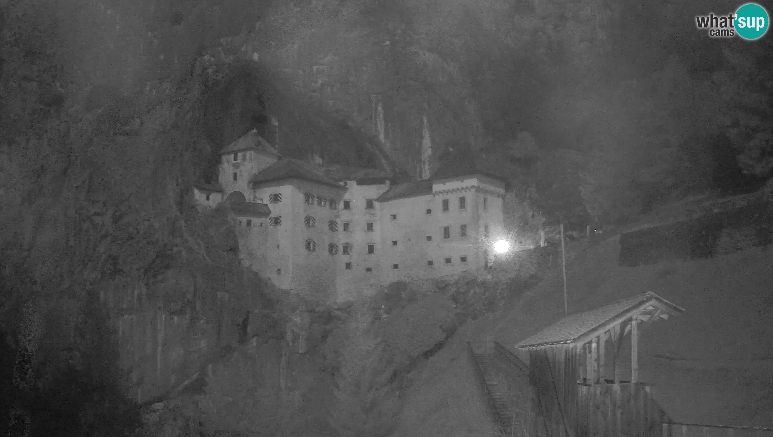 Live Webcam Höhlenburg Predjama – Postojna – Slowenien