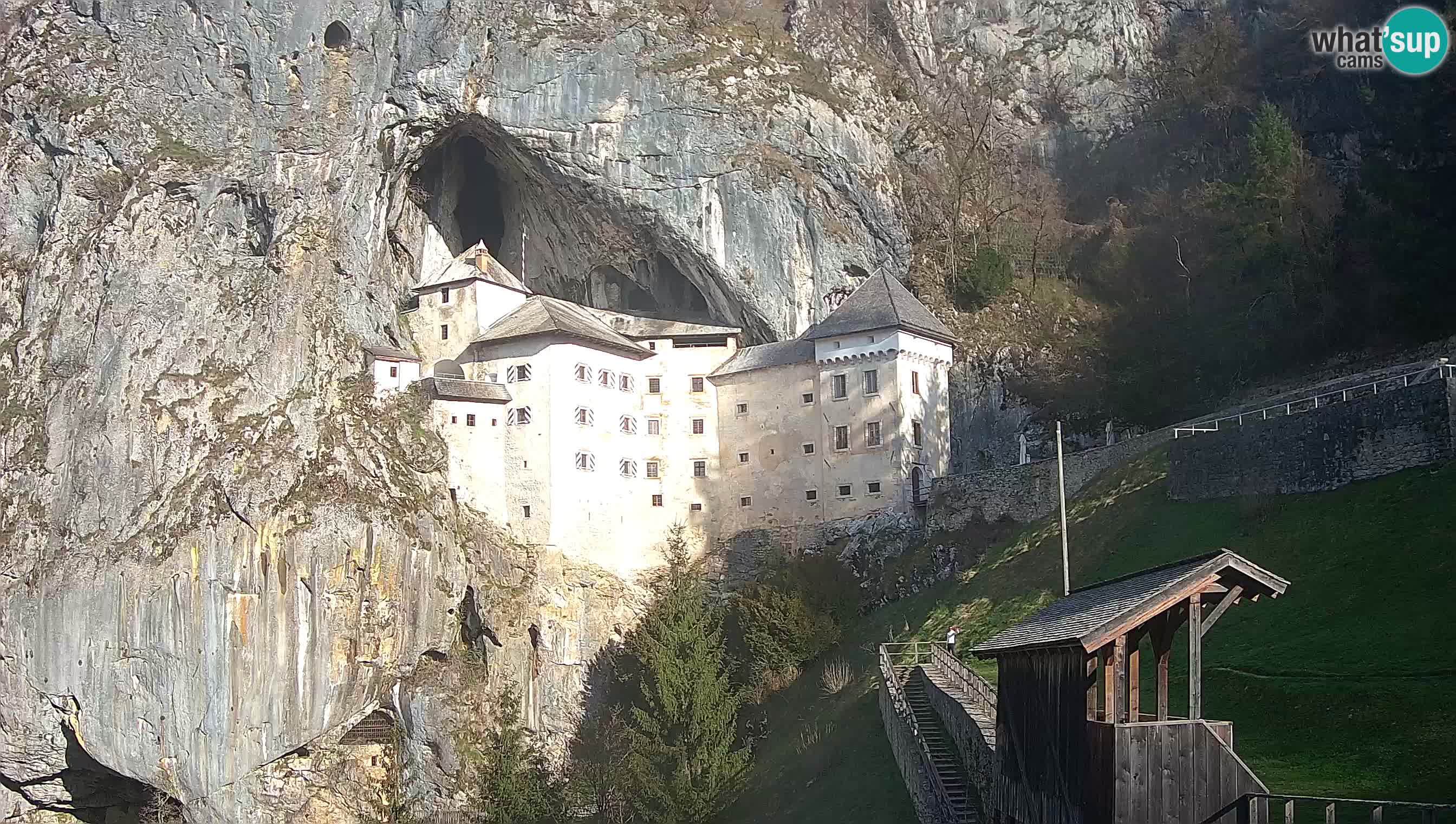 Live Webcam Predjamski grad – Predjama Castle – Postojna – Slovenia