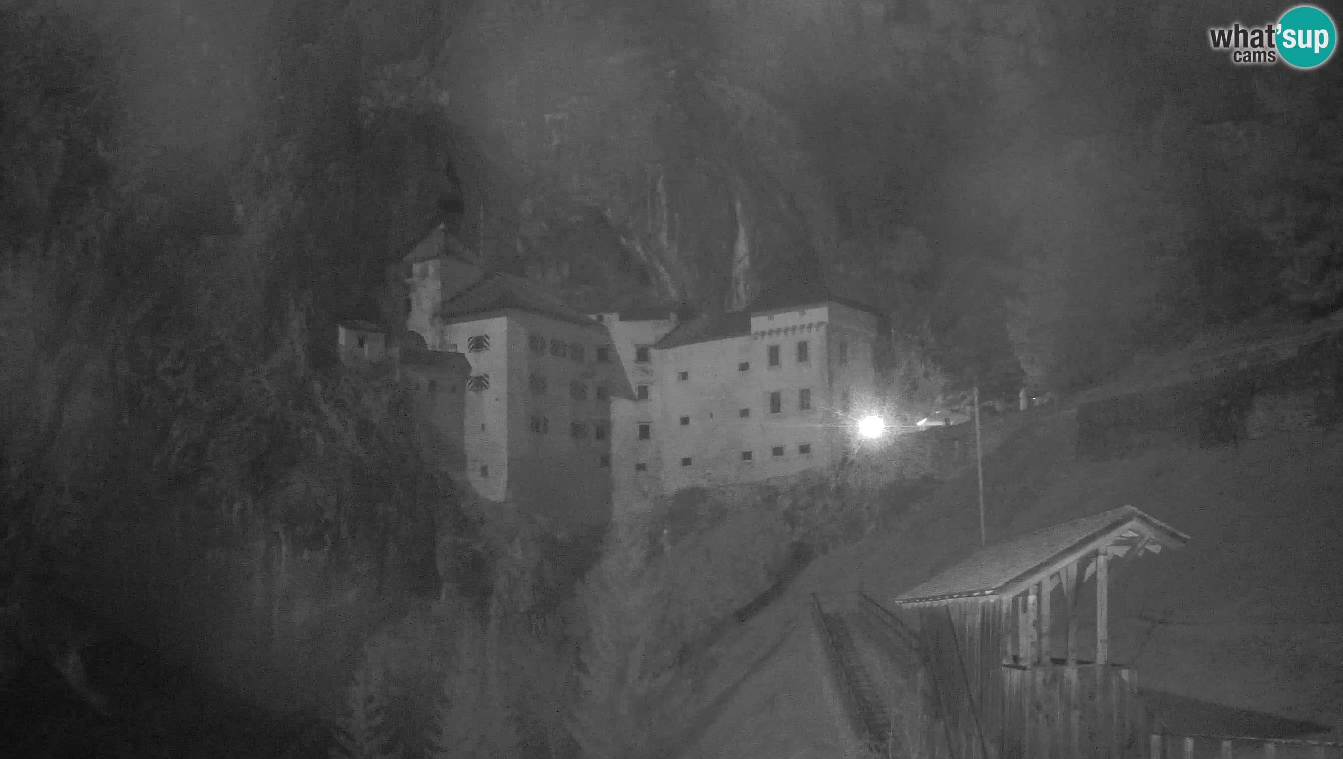 Web kamera Predjamski dvorac – Postojna – Slovenija