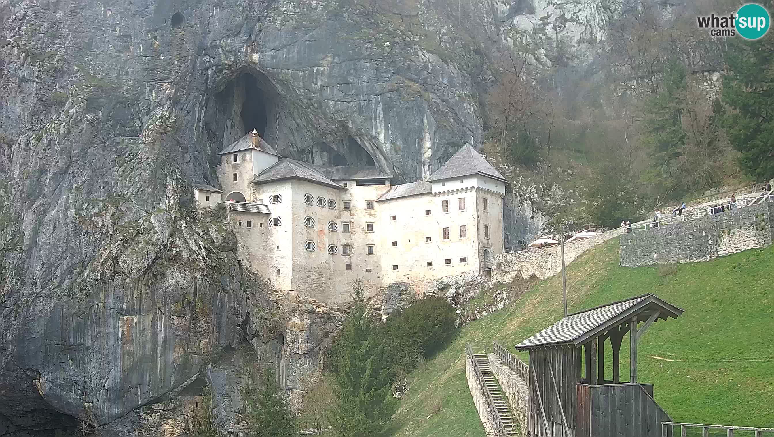 Live Webcam Predjamski grad – Predjama Castle – Postojna – Slovenia