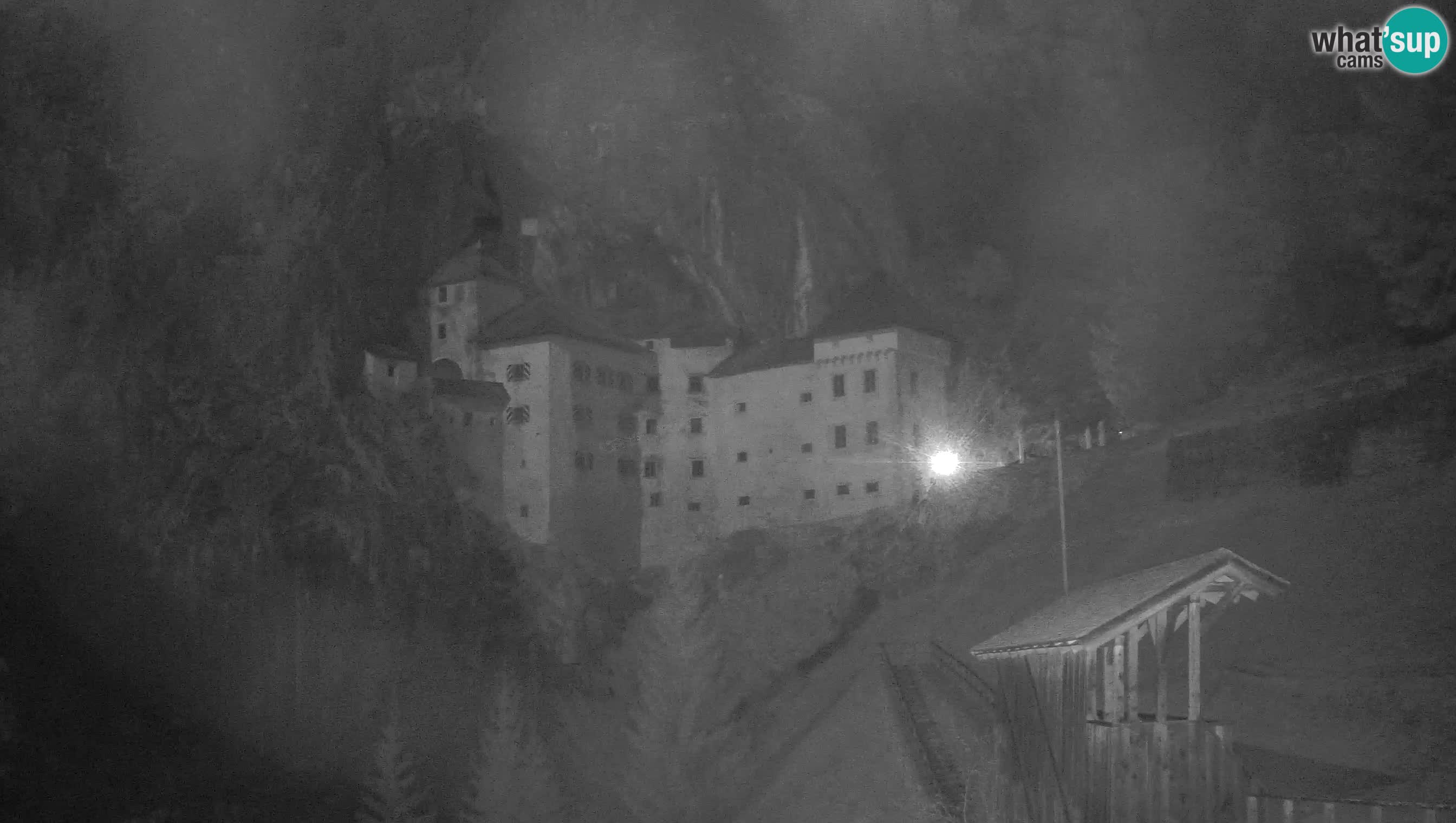 Live Webcam Höhlenburg Predjama – Postojna – Slowenien