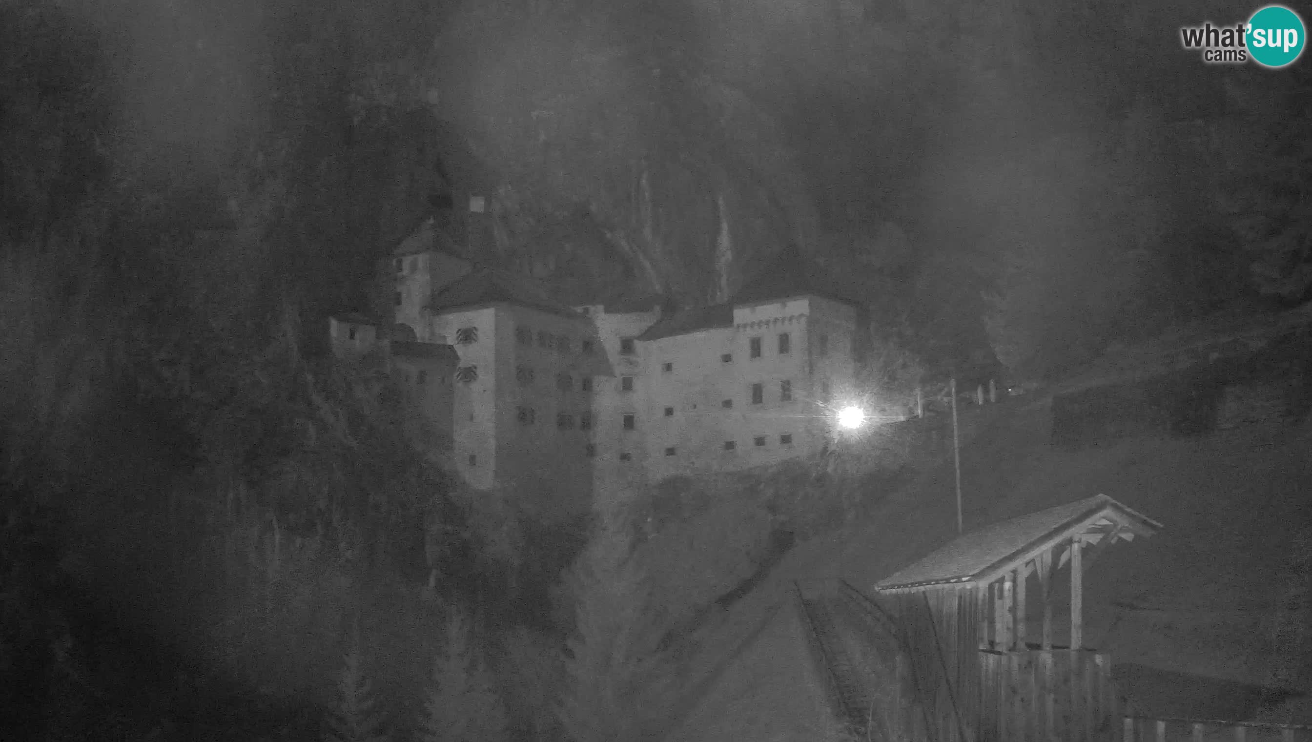 Live Webcam Höhlenburg Predjama – Postojna – Slowenien
